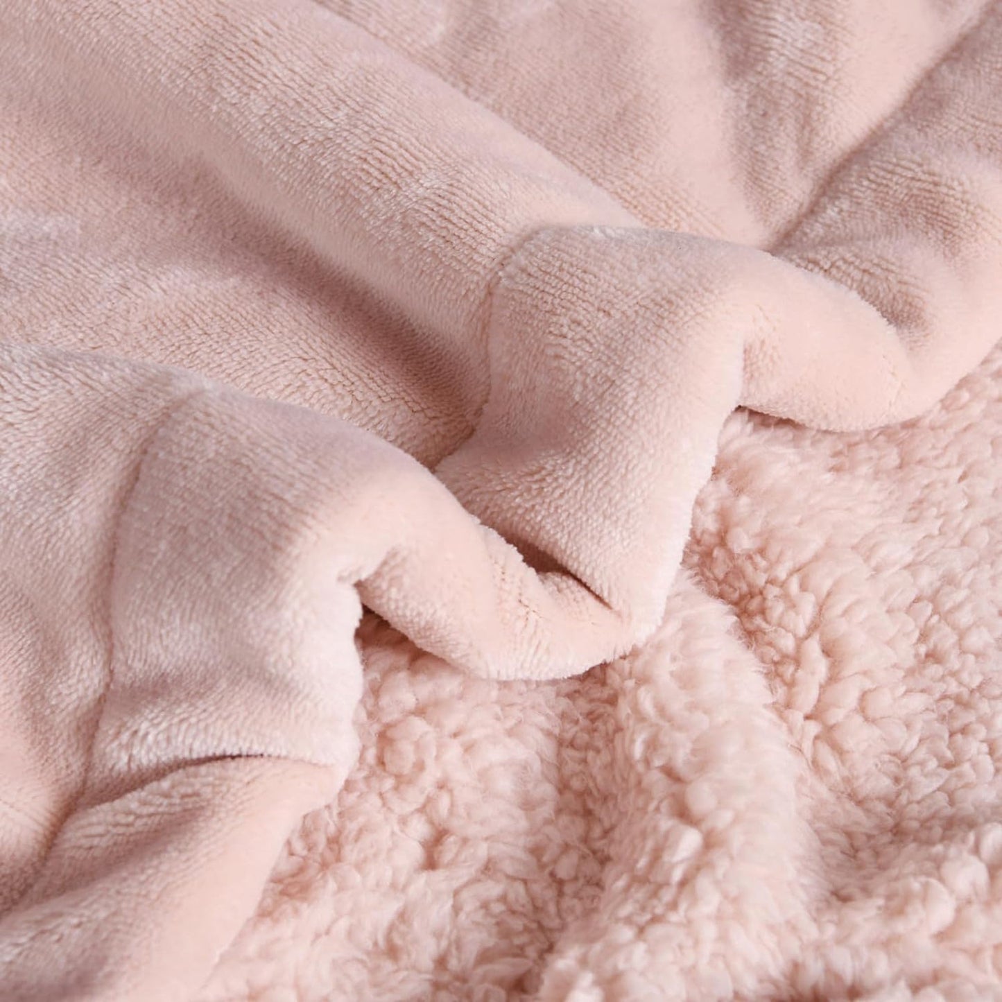 100% Polyester 200gsm Fleece and Sherpa Reverse Throw Blanket - Blush