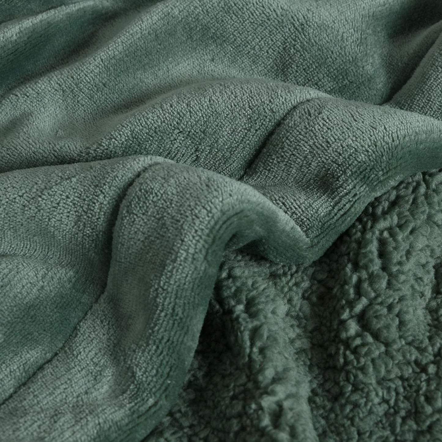 100% Polyester 200gsm Fleece and Sherpa Reverse Throw Blanket - Leaf