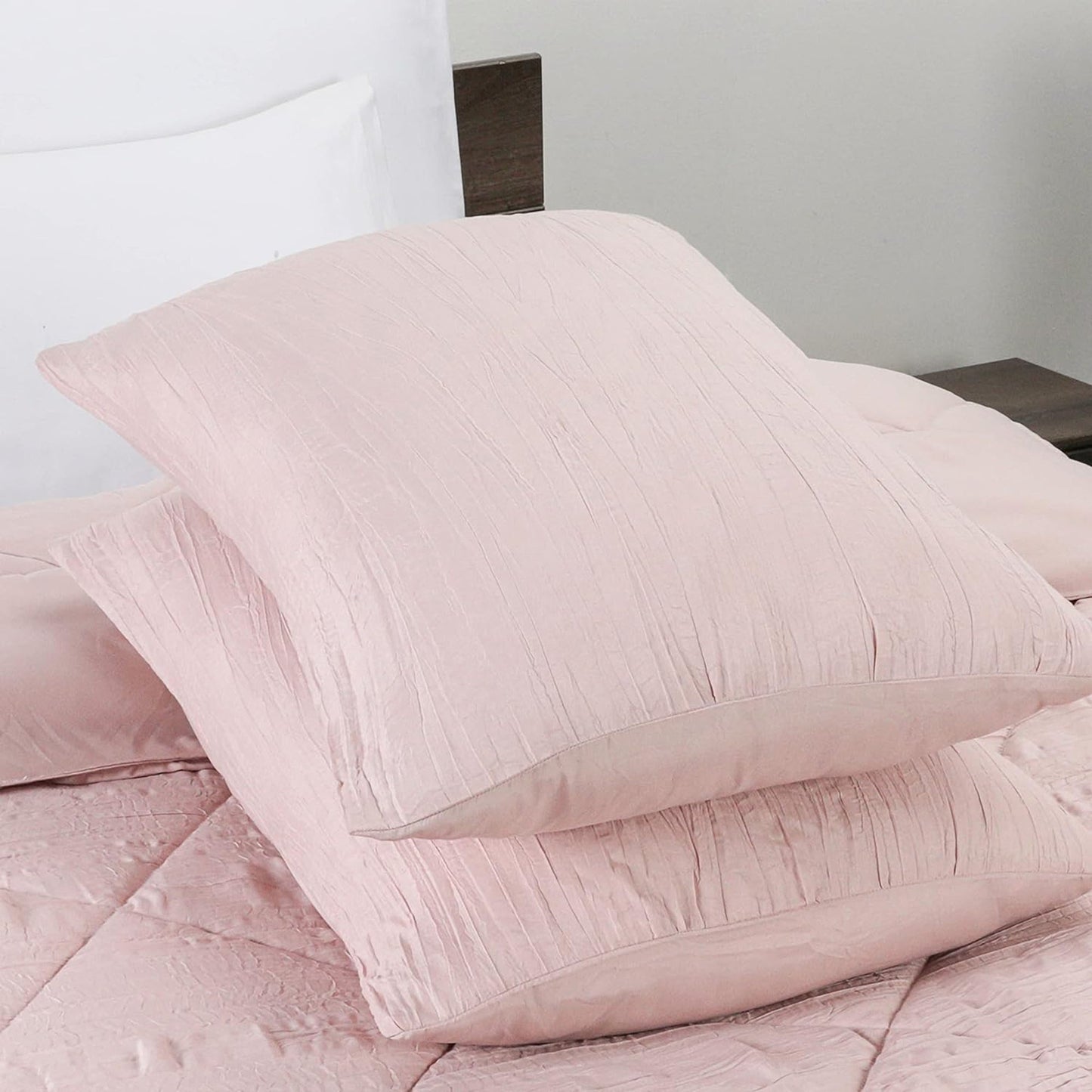 Warm and Cooling Crinkled Comforter Bedding Set - Blush