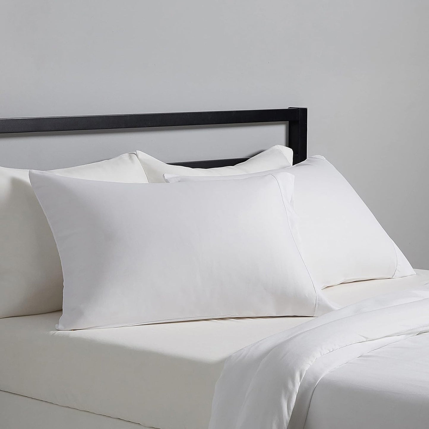 Lightweight Super Soft Easy Care Microfibre Pillowcase - Bright White