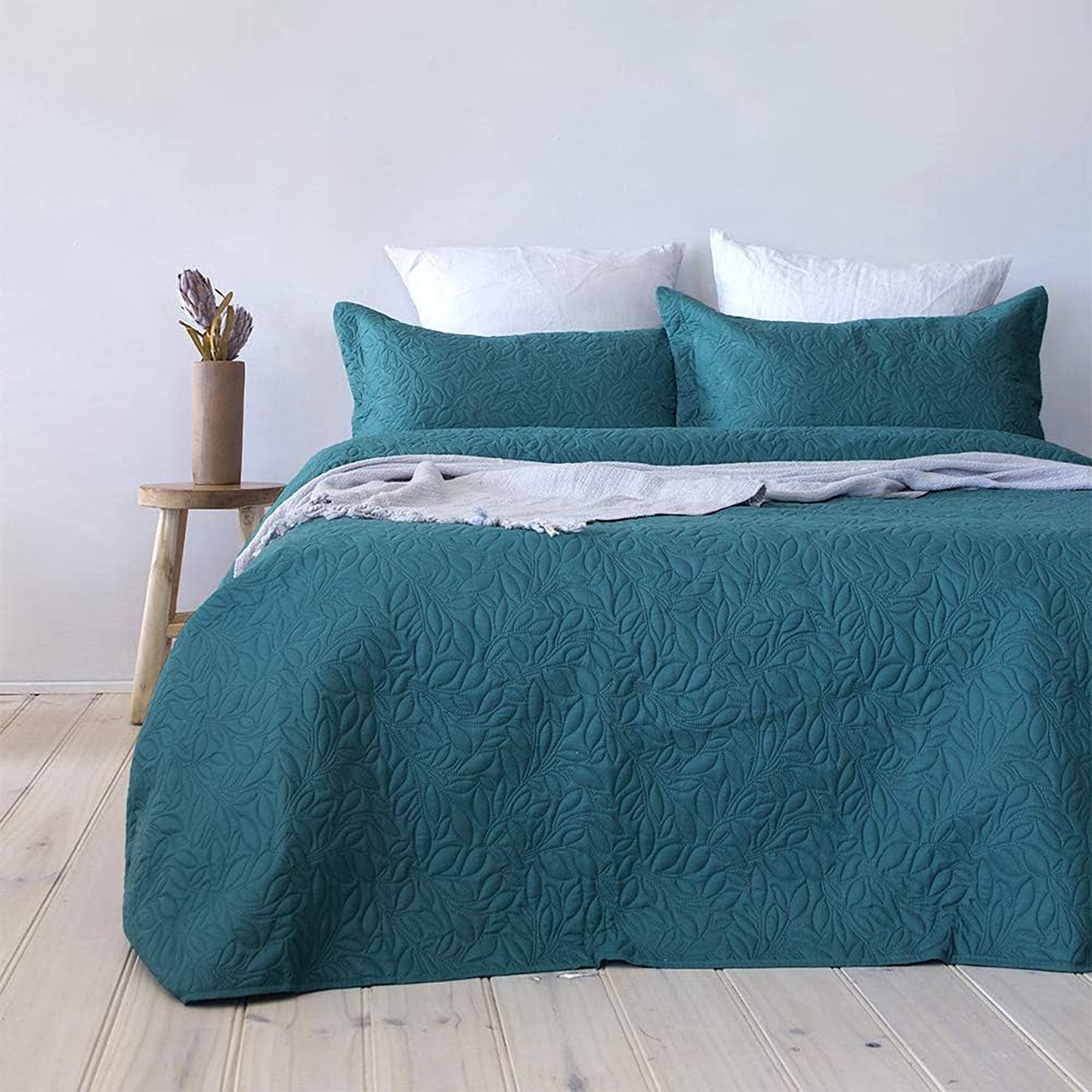 Botanica Embossed Coverlet Set - Teal