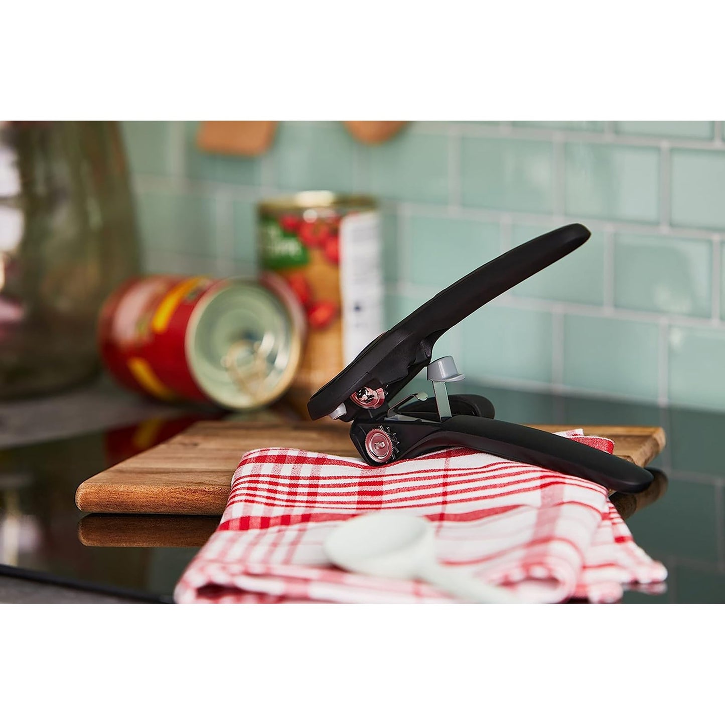 Locking Can Opener with Lid Catch - Black