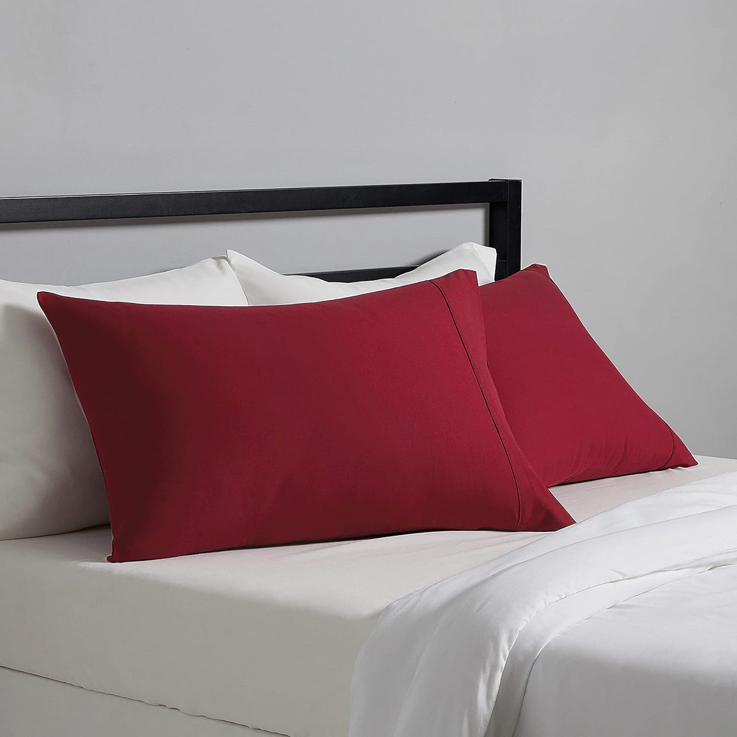 Lightweight Super Soft Easy Care Microfibre Pillowcase - Burgundy