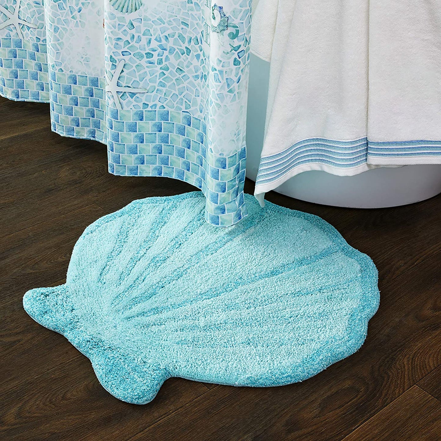Sea Shell Shaped Cotton Polyester Rug - Aqua