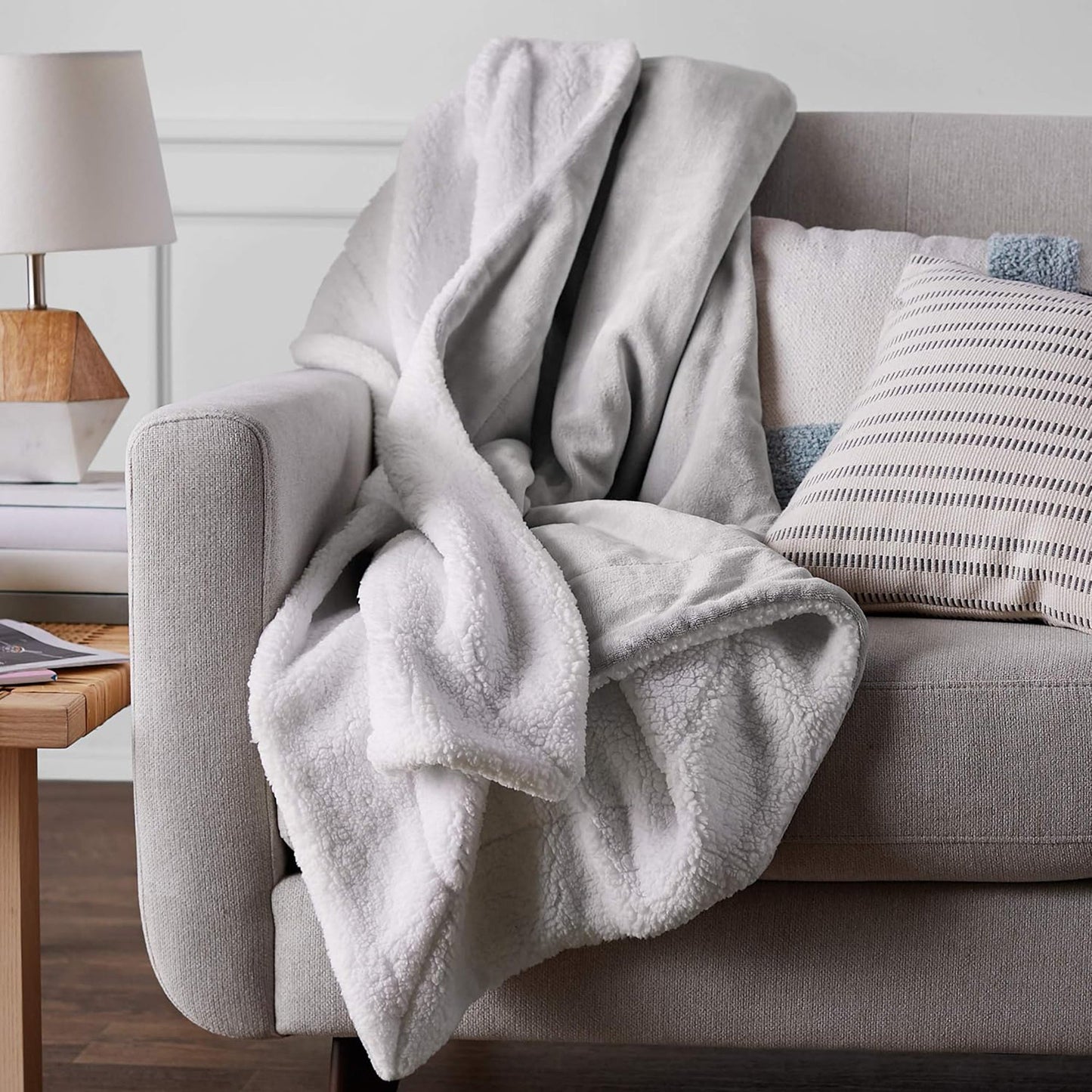 Ultra-Soft Micromink Sherpa Blanket - Grey