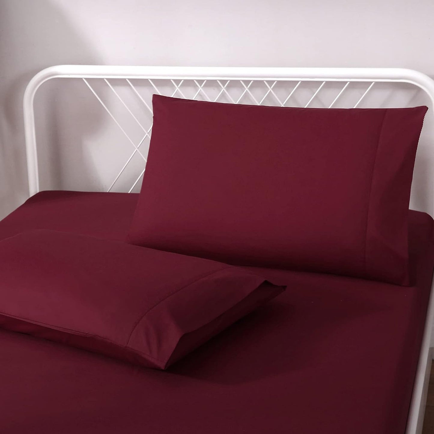 300 Thread Count Sheet Set 50% Cotton 50% Polyester Bed Sheet Set - Burgundy