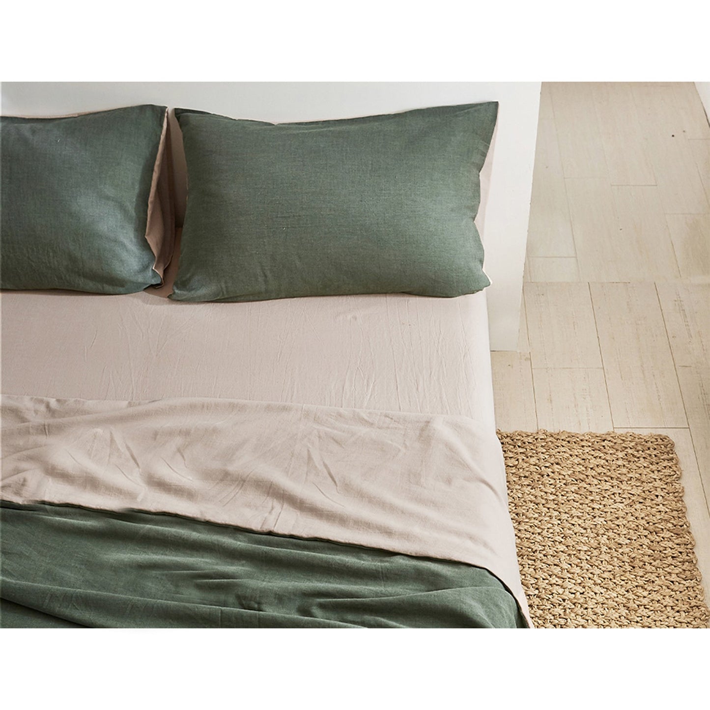 Double Size Cotton Sheet Set - Green and Beige