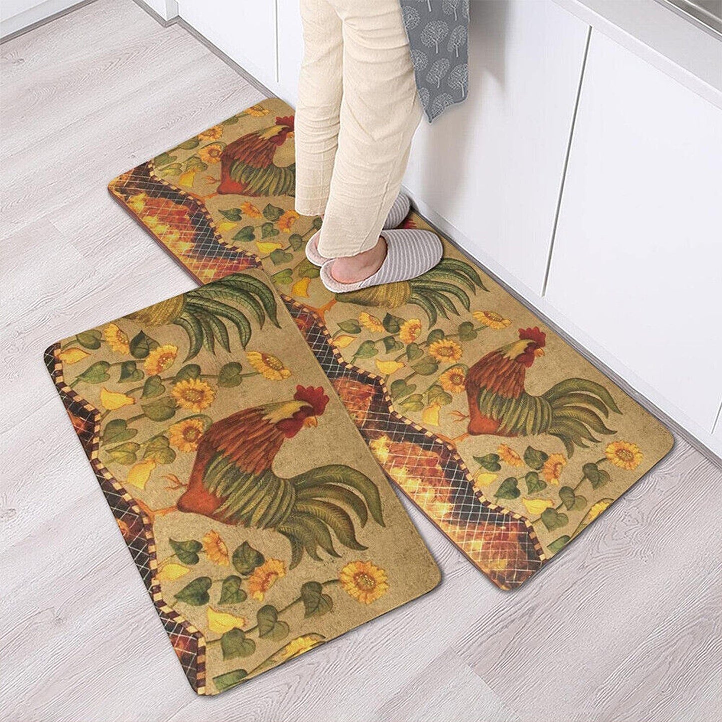 Idyllic Rooster Pattern Comfort Kitchen Mat Set with Rubber Back