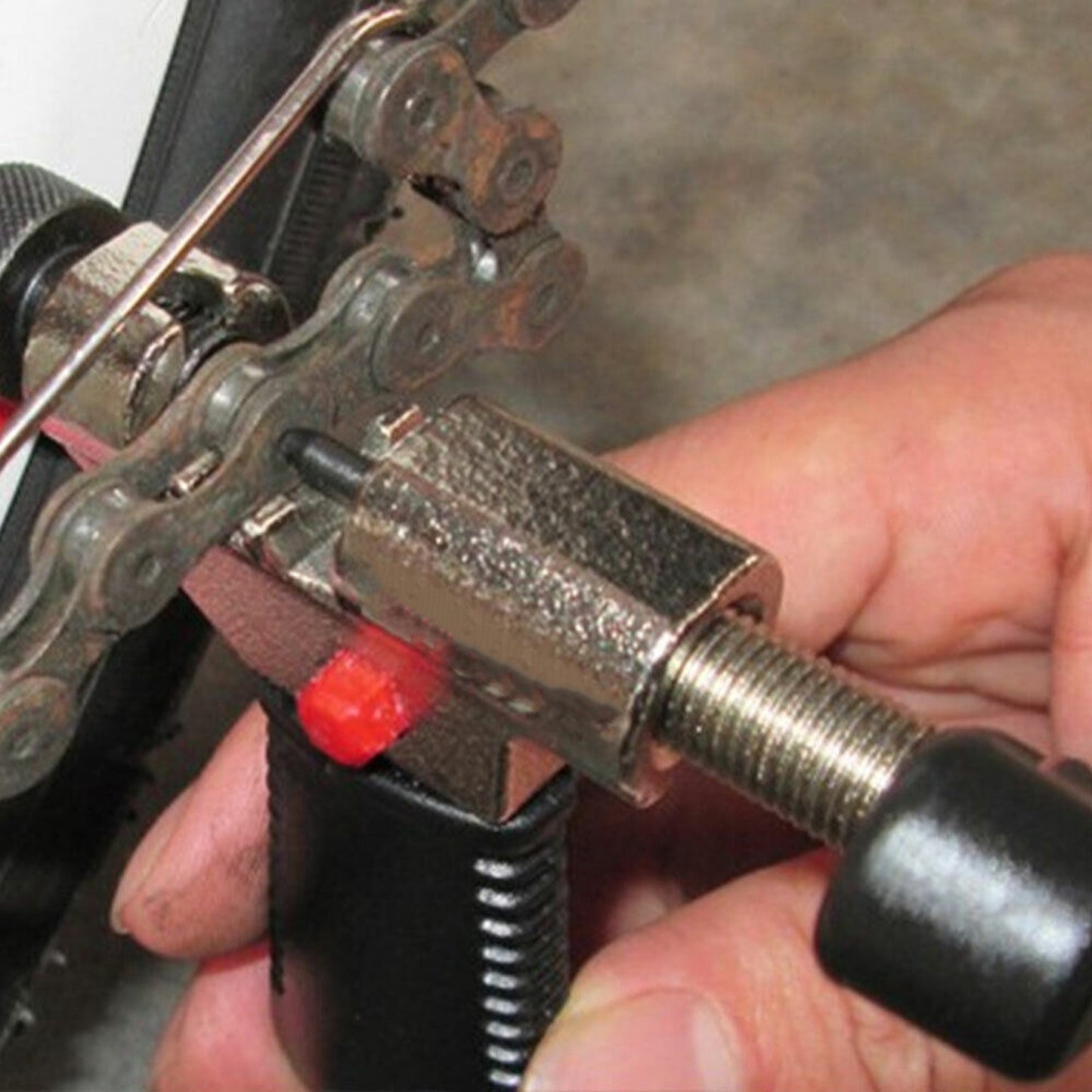 Bike Chain Breaker Tool Bicycle Chain Link Splitter and Pin Remover