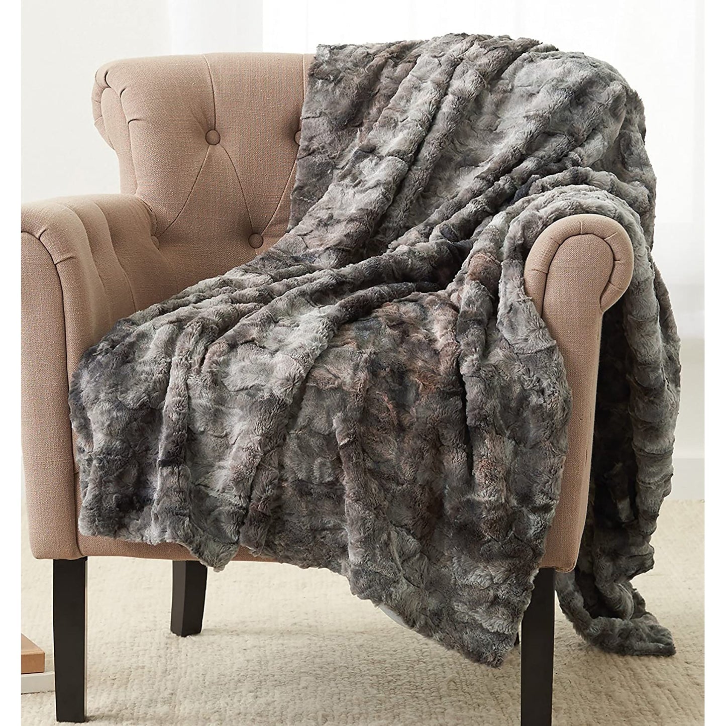 Decorative Faux Fur Throw Blanket 50x60 Inches - Frost gray