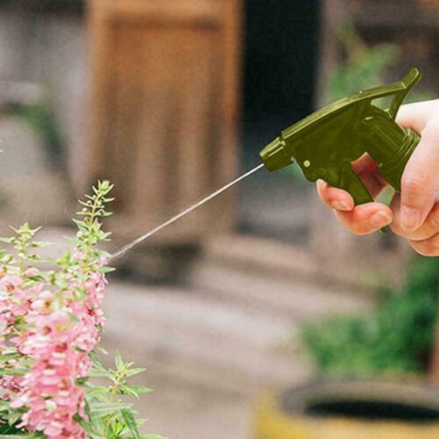 500ml Garden and Plant Cleaning Spray Bottle Plastic Watering Sprayer