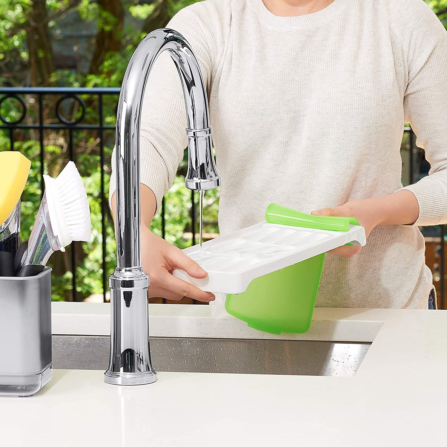 No Spill Ice Stick Tray with Silicone Secure Lid Seal - Yellow