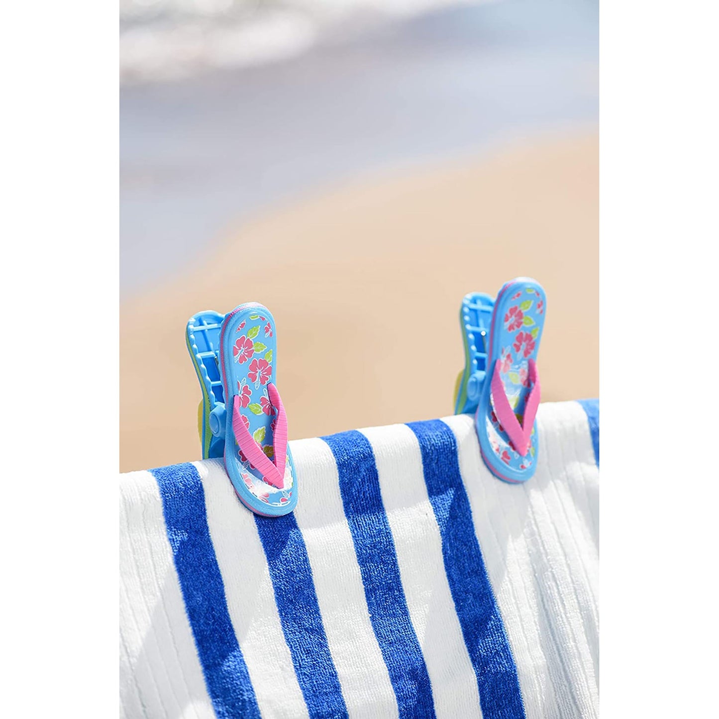 2 Beach Towel Flip Flop Clips for Beach Chairs Patio and Pool Accessories