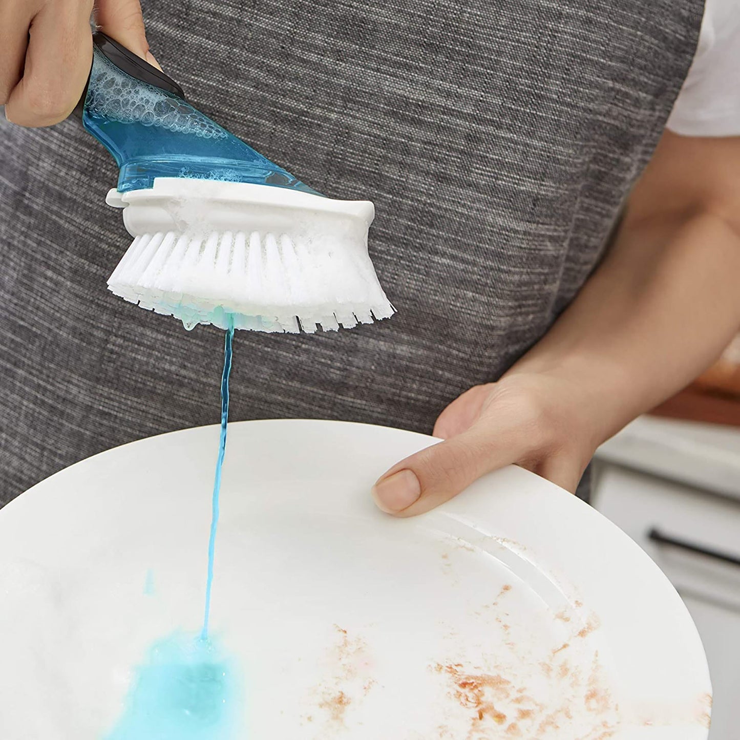 Soap Dispensing Grip Dish Brush for Pot and Sink Cleaning 15x10x5 cm - Black White