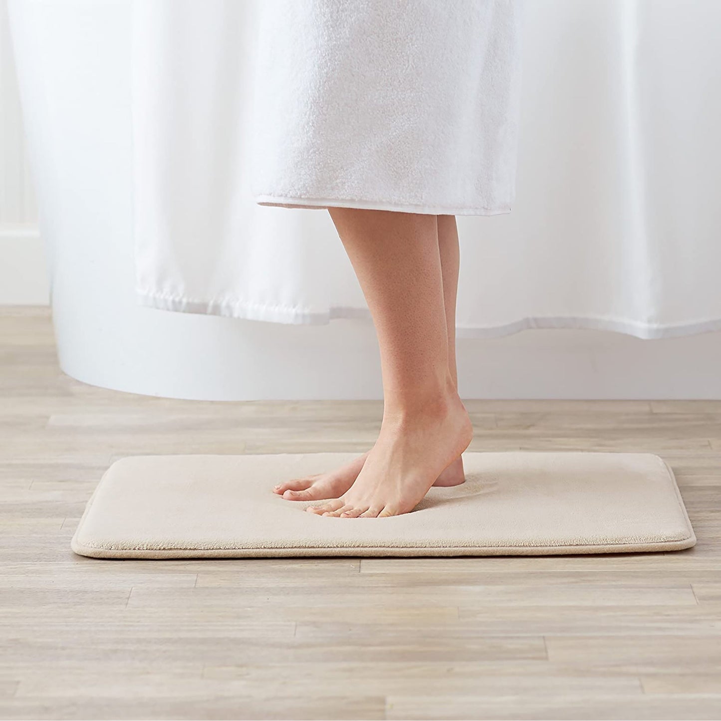 Non Slip Memory Foam Bath Mat  18 x 28 Inches - Beige