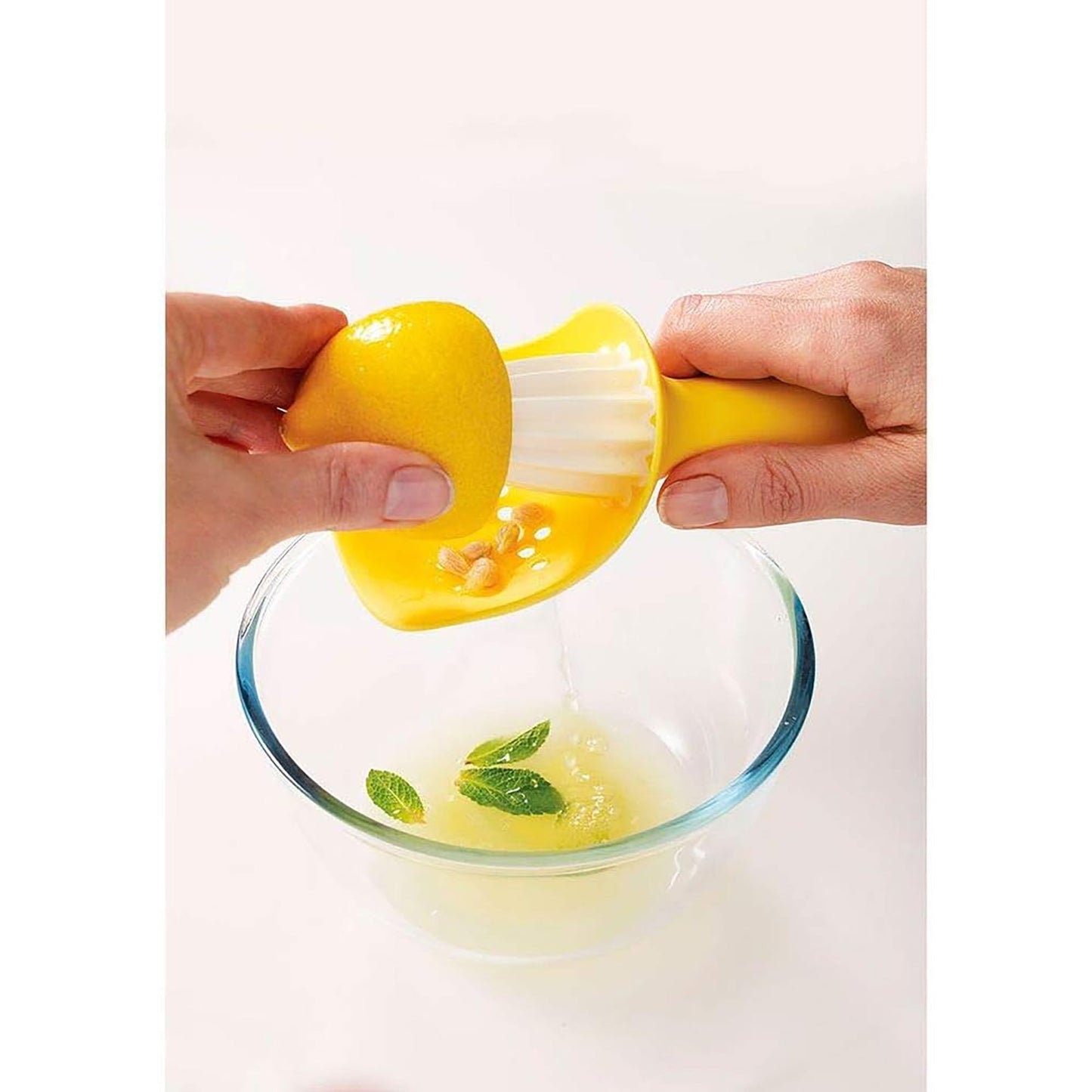 Portable Plastic Citrus Reamer with Pip Catcher - Yellow