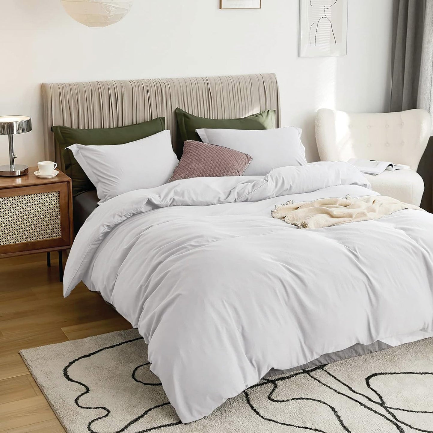 2000TC Ultra Soft Microfiber Zipper Closure Quilt Cover Set - White