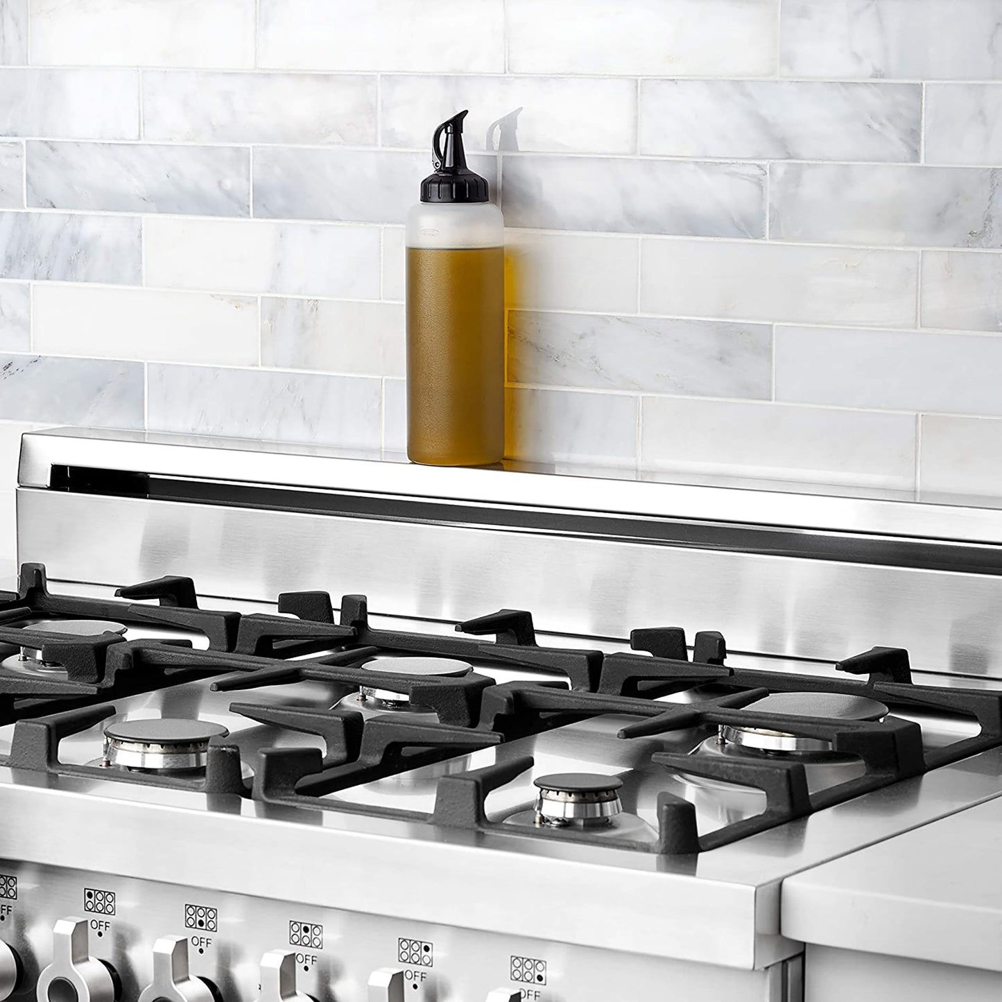 Durable Reusable PBA Free Plastic Squeeze Bottle - Large