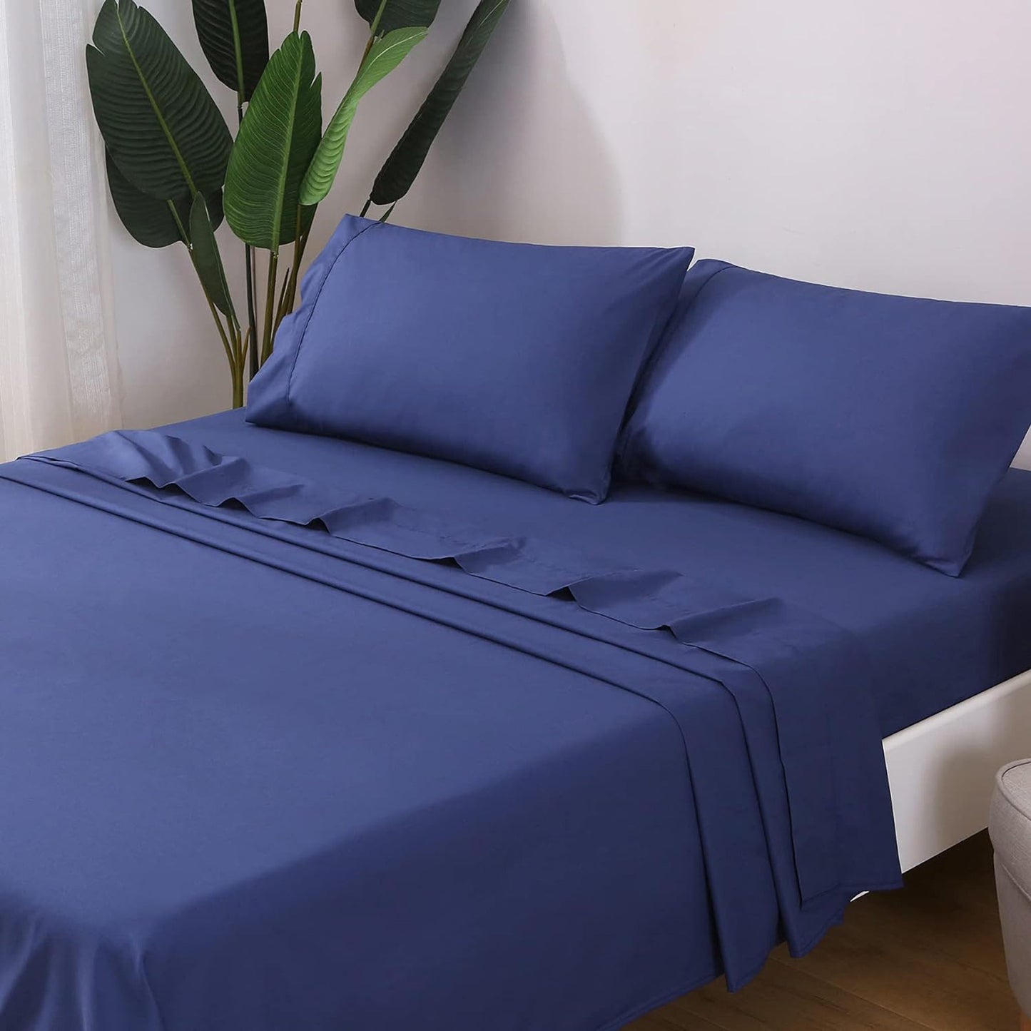 300 Thread Count Sheet Set 50% Cotton 50% Polyester Bed Sheet Set - Navy