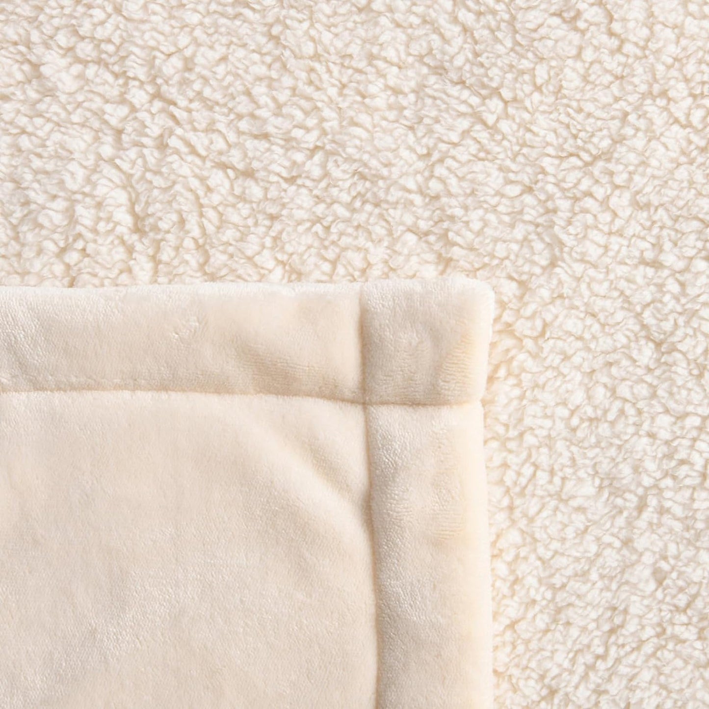 100% Polyester 200gsm Fleece and Sherpa Reverse Throw Blanket - Cream