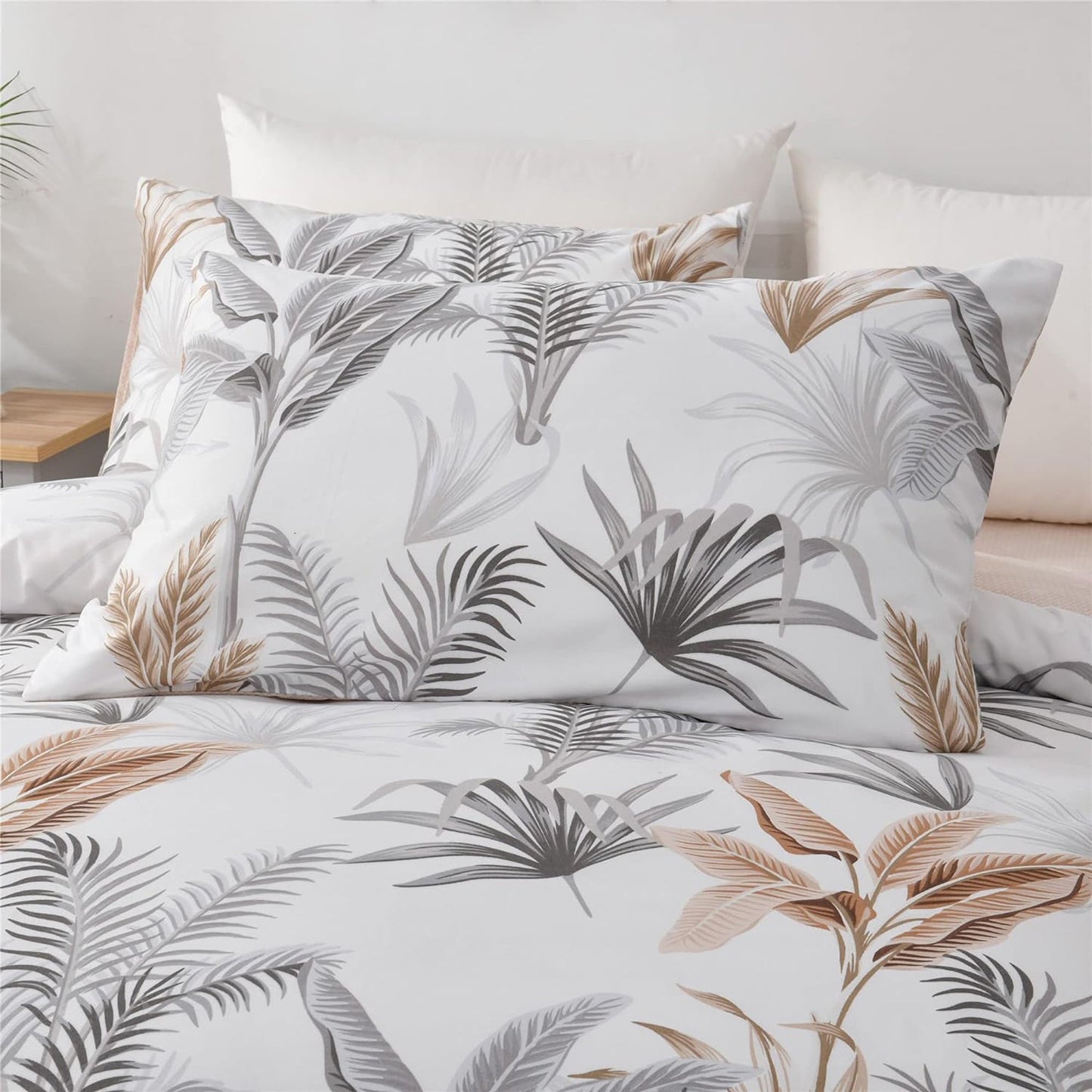 Soft Microfibre Bedding Quilt Cover Set - White Floral