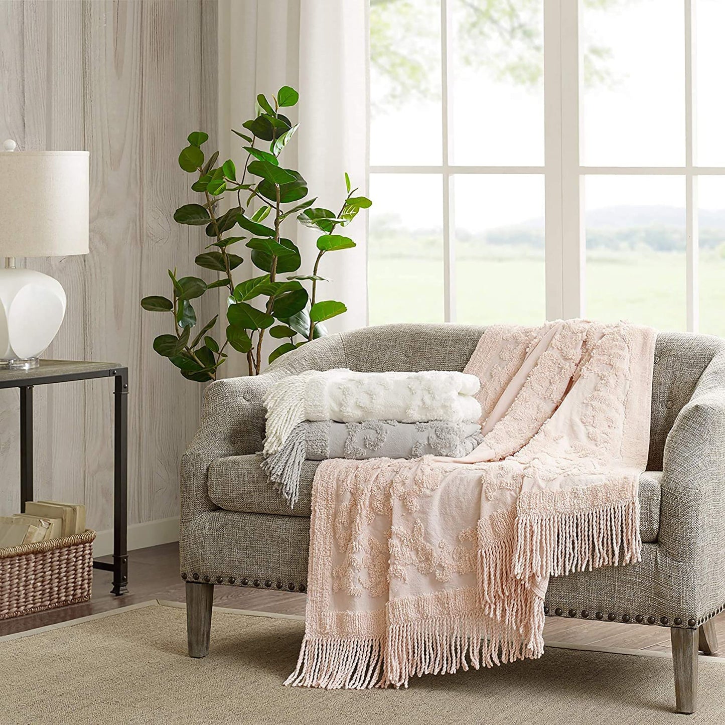 Cotton Tufted Chenille Design with Fringe Tassel Luxe Cottage Room Blanket - Blush