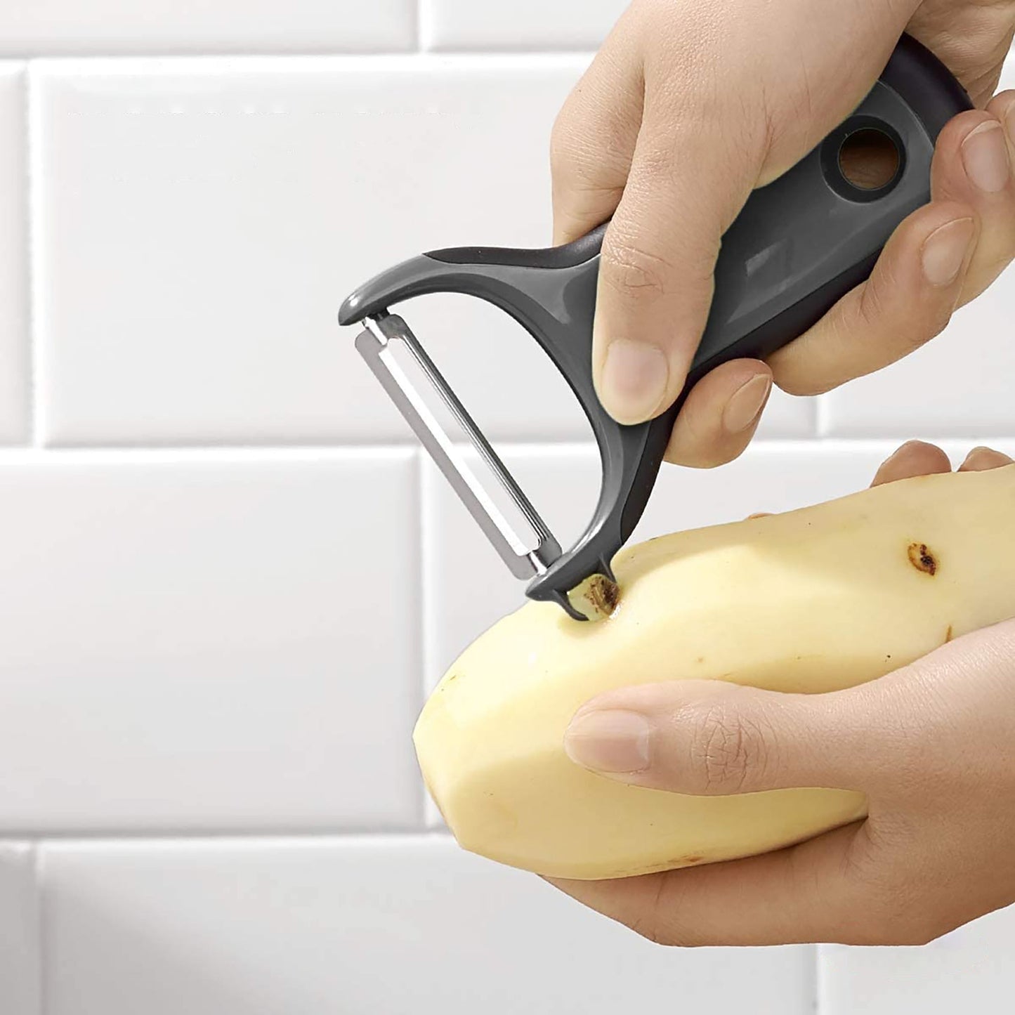 Japanese Stainless Steel Sharp Vegetable Y Peeler - Black