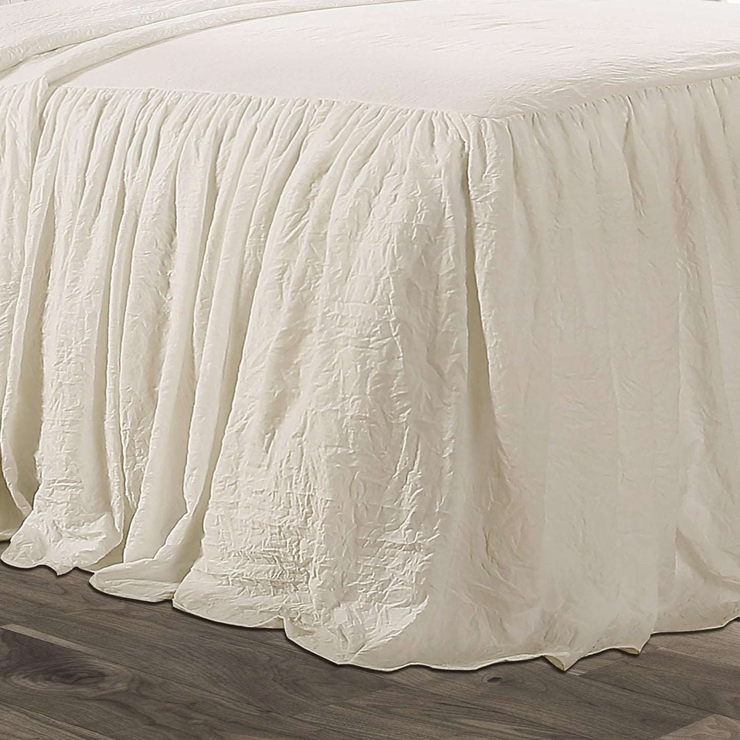 Vintage Chic Farmhouse Style Lightweight Ruffle Skirt Bedspread - Ivory