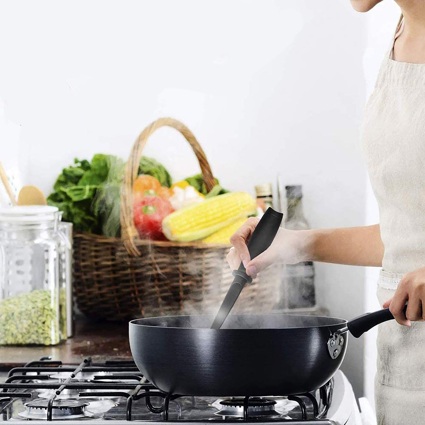 Multifunctional Heat Resistant Non Stick Nylon Meat Masher 11 Inch - Black