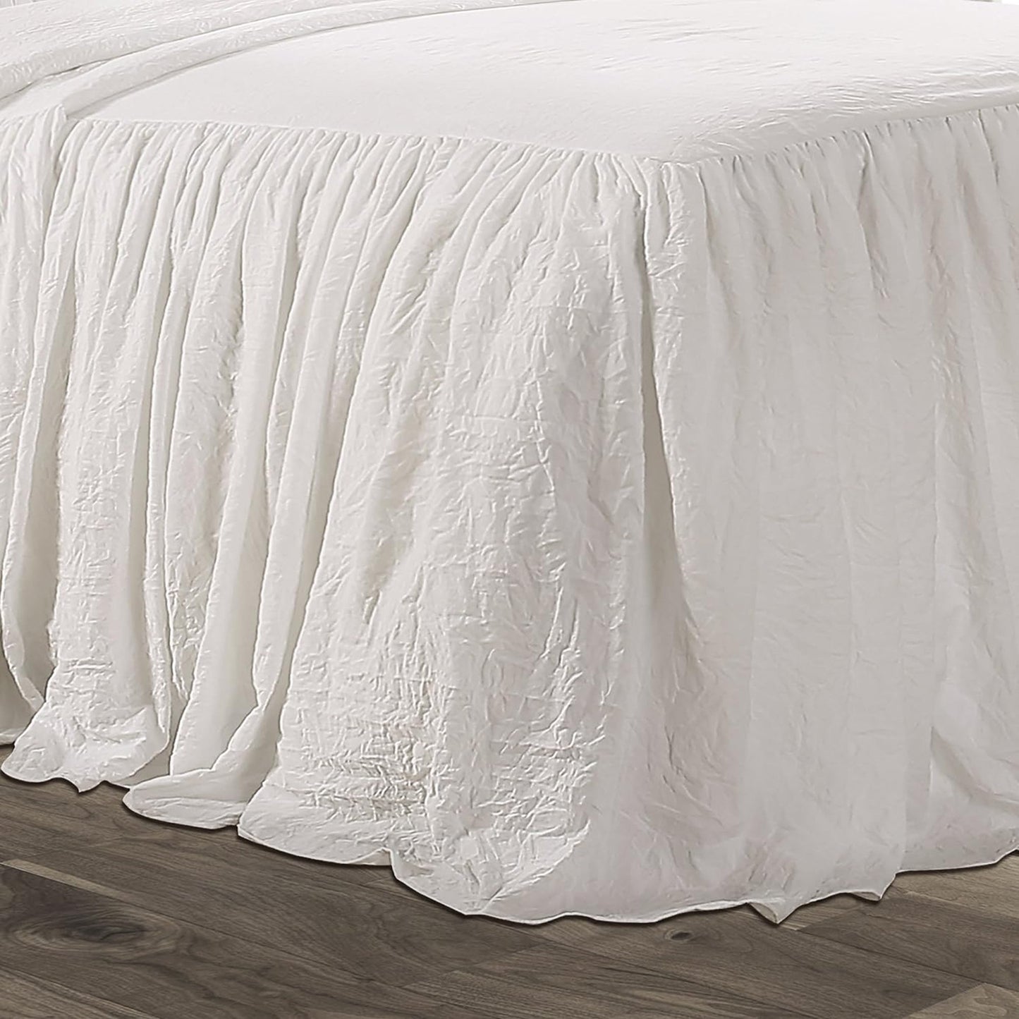 Vintage Chic Farmhouse Style Lightweight Ruffle Skirt Bedspread - White
