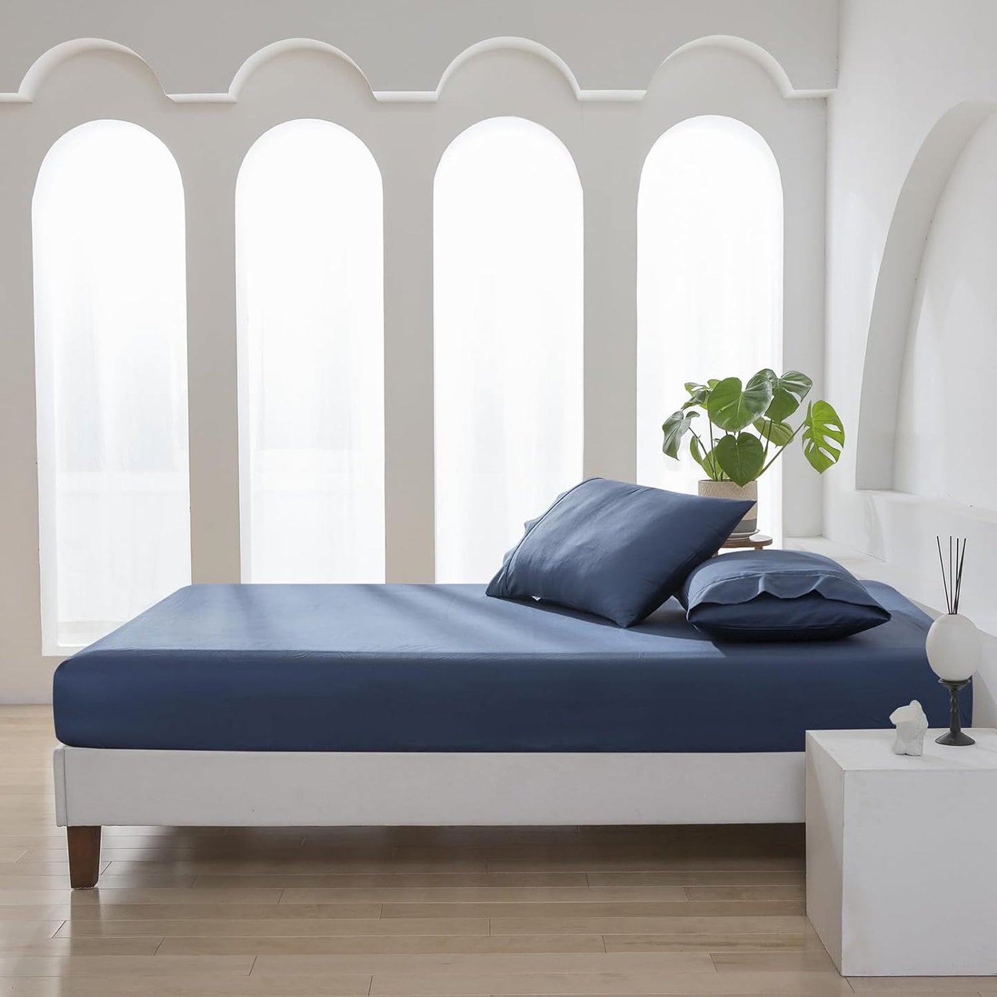 500TC Soft and Luxurious 100% Cool Breathable Cotton Bed Sateen Set - Navy