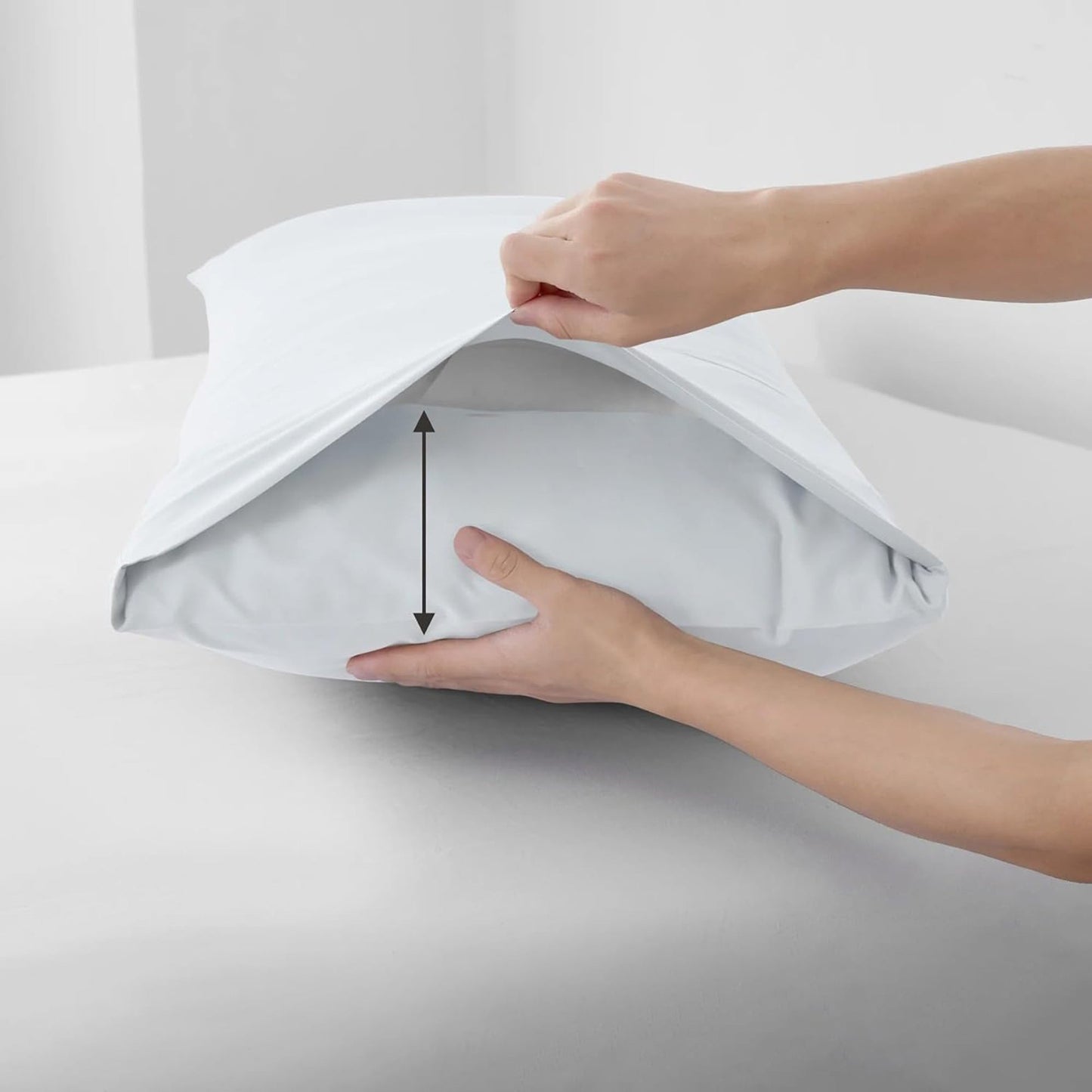 2000TC Ultra Soft Microfiber Zipper Closure Quilt Cover Set - White