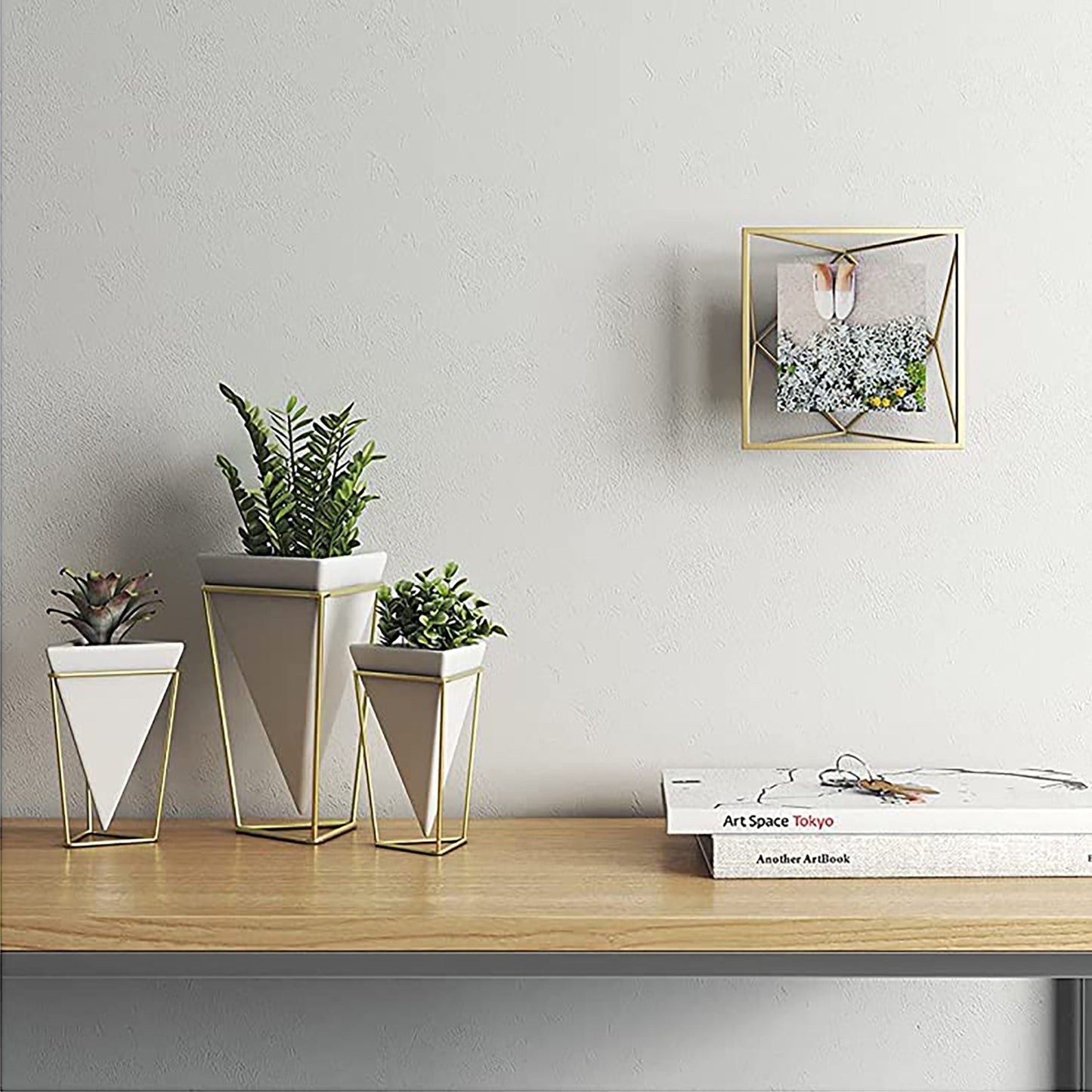 Geometric Prisma Picture Frame Photo Display for Desk Wall  4x4 Inch- Silver