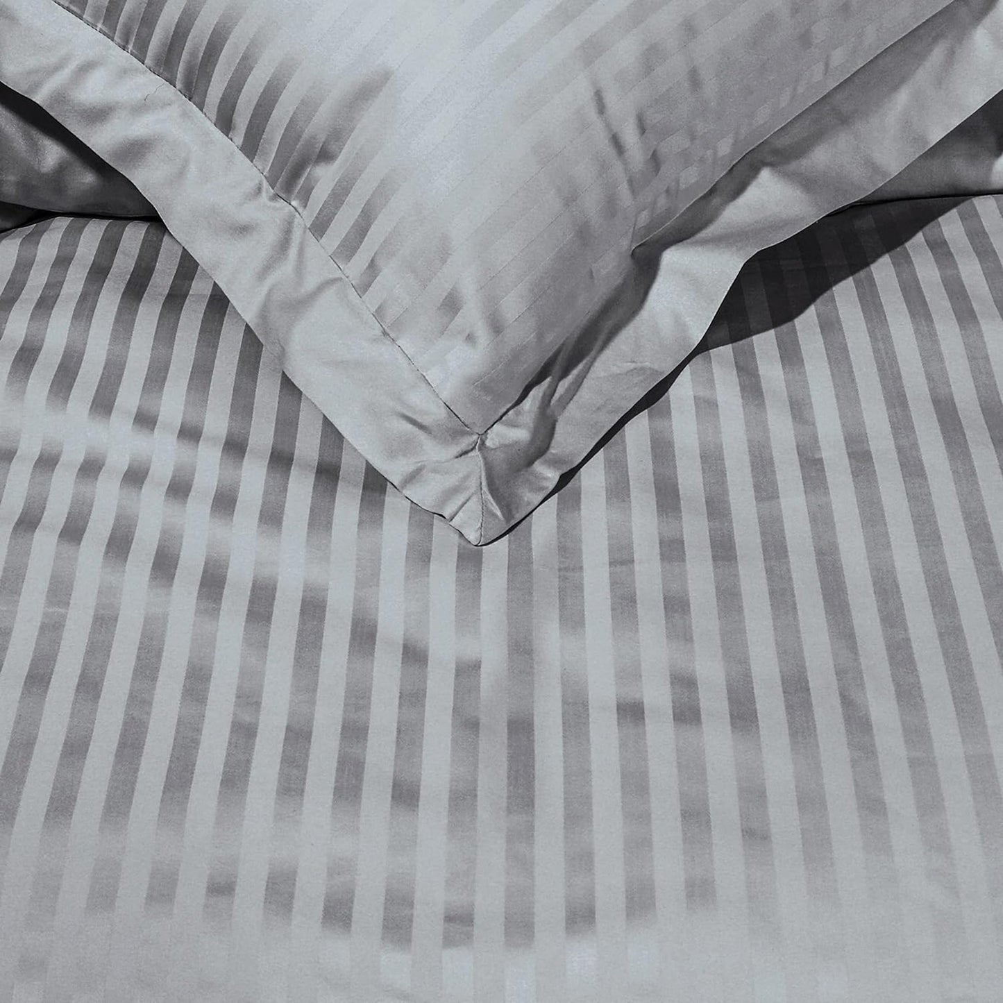 1000 Thread Count Cotton Satin Stripe Reversible Quilt Cover Bedding Set - Platinum Grey