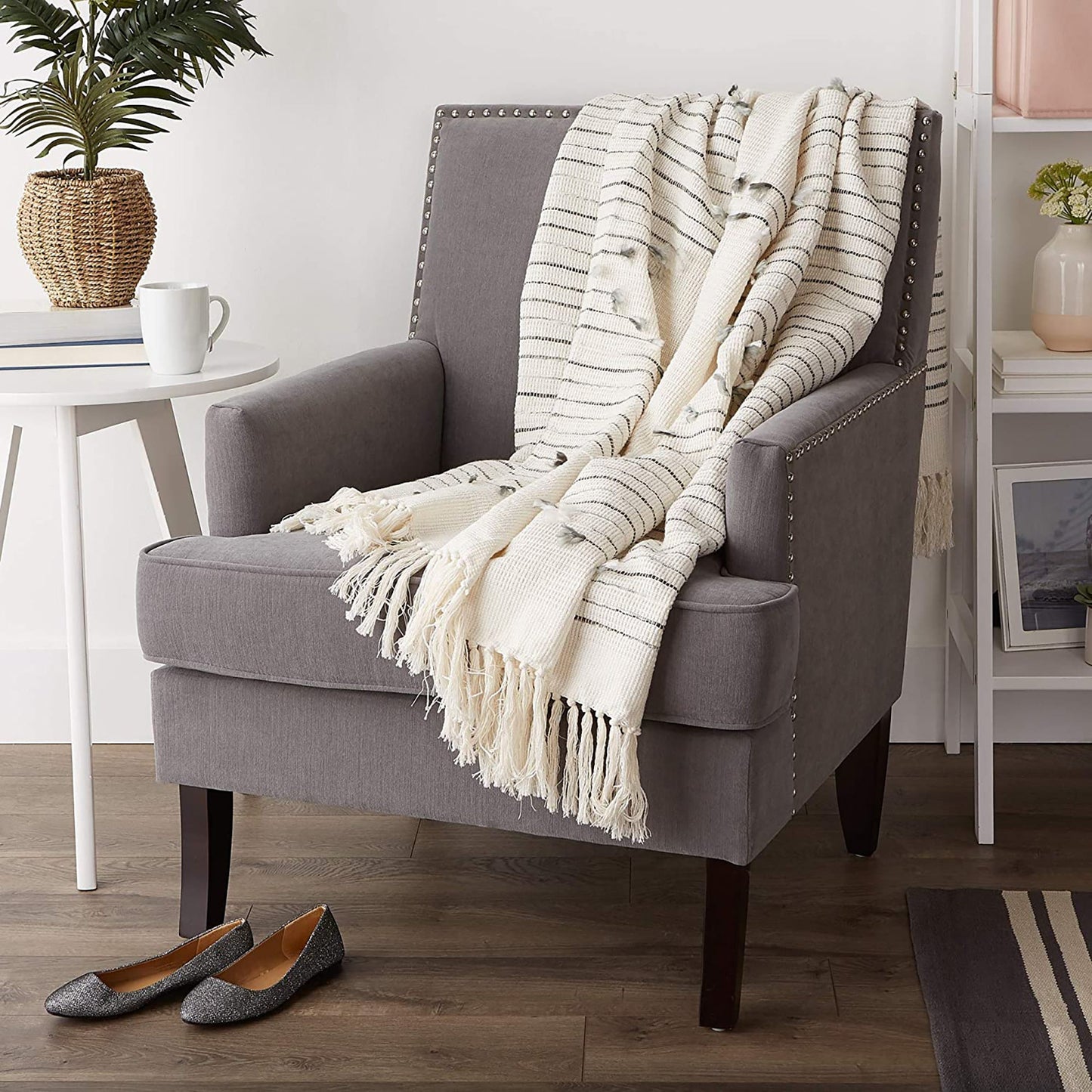 Diamond Cut Cotton Throw Blanket 50x60 with Fringe - Black and Gray