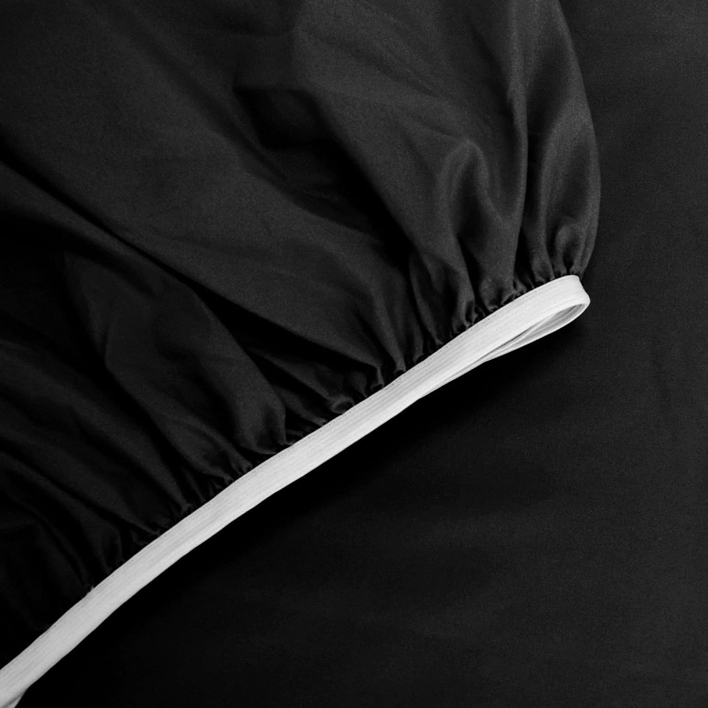 Soft and Lightweight Microfiber Magic Colour Collection Bed Sheet Set - Black