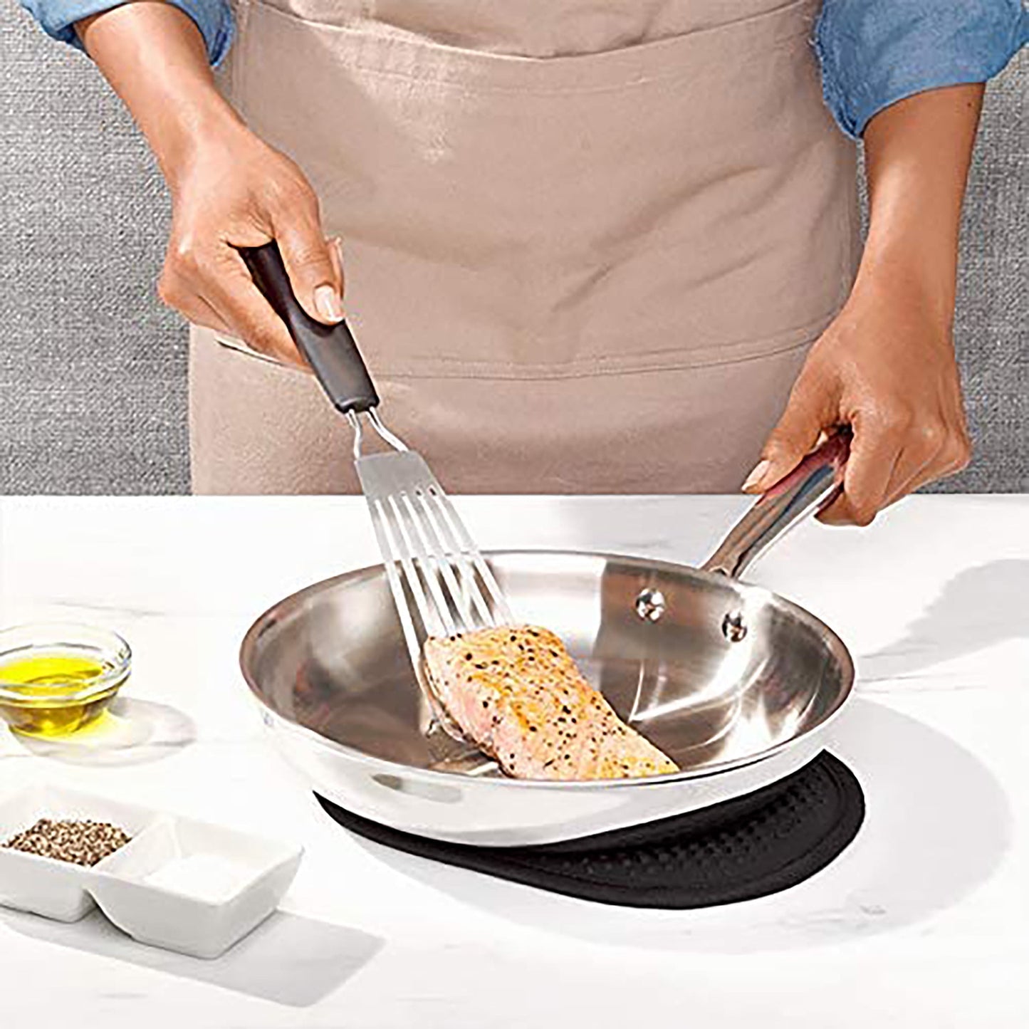 Stainless Steel Little Fish Turner Kitchen Utensil - Grey