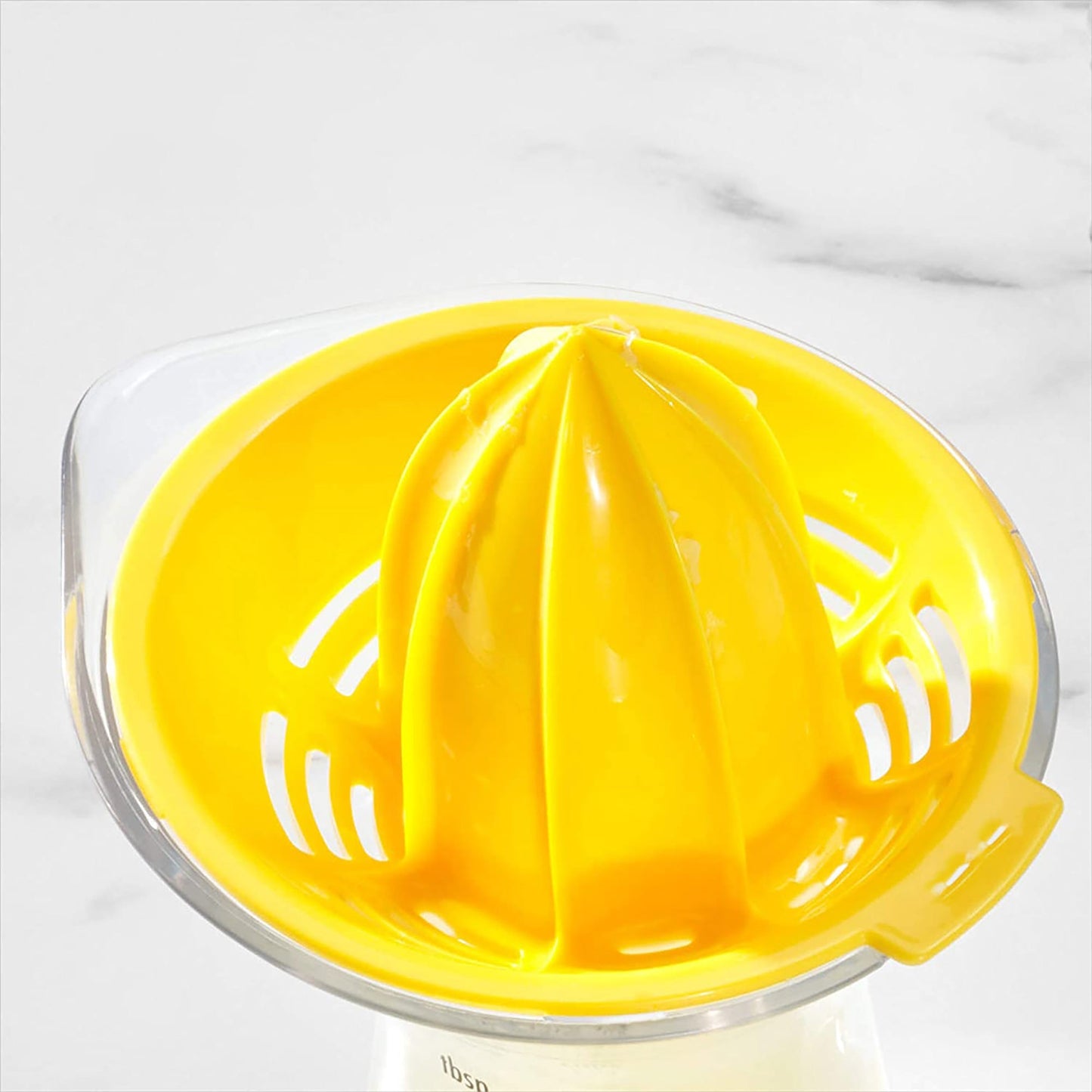 Small Citrus Juicer Lemon and Orange Squeezer - Yellow
