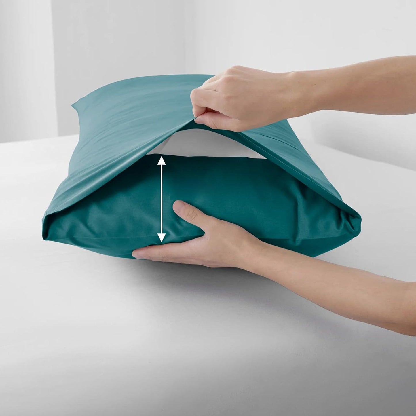 2000TC Ultra Soft Microfiber Zipper Closure Quilt Cover Set - Biscay Blue