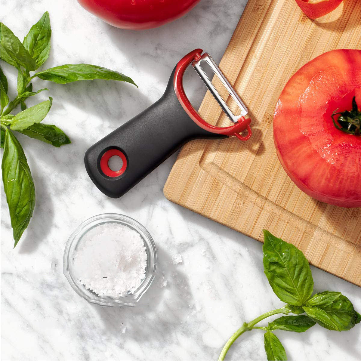 Japanese Stainless Steel Sharp Fruit and Vegetable Serrated Y Peeler - Black and Red