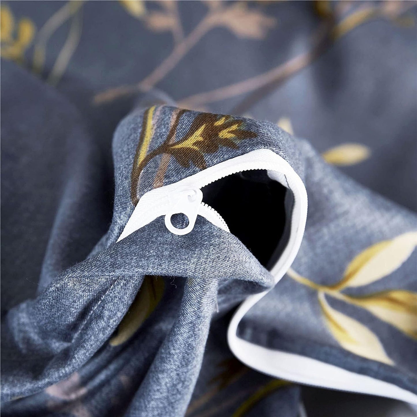 Soft Microfibre Tree Leaves Pattern Printed Quilt Cover Set - Dark Grey