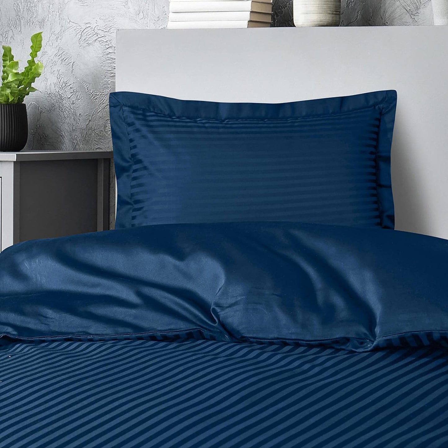 1000 Thread Count Cotton Satin Stripe Reversible Quilt Cover Bedding Set - Navy