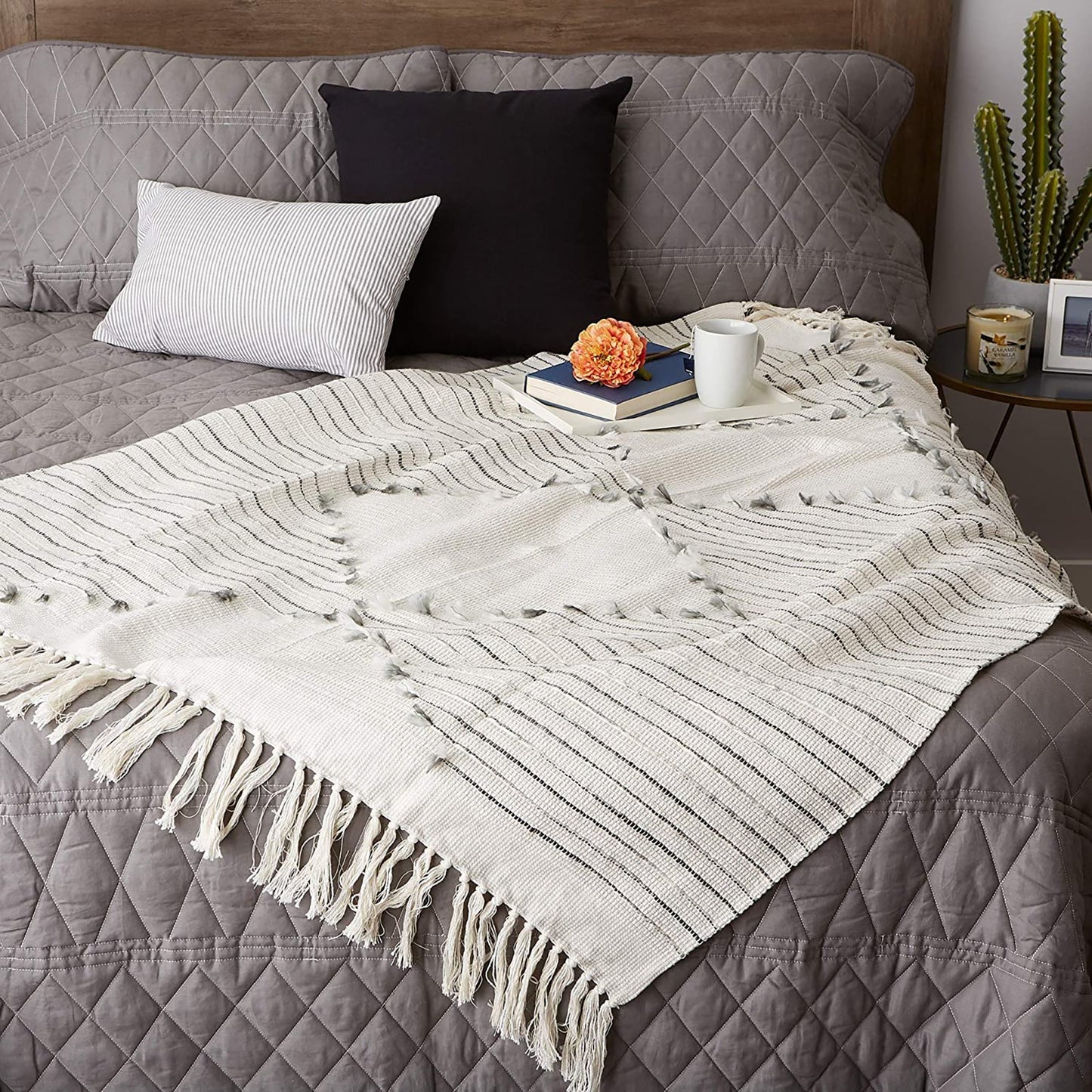 Diamond Cut Cotton Throw Blanket 50x60 with Fringe - Black and Gray