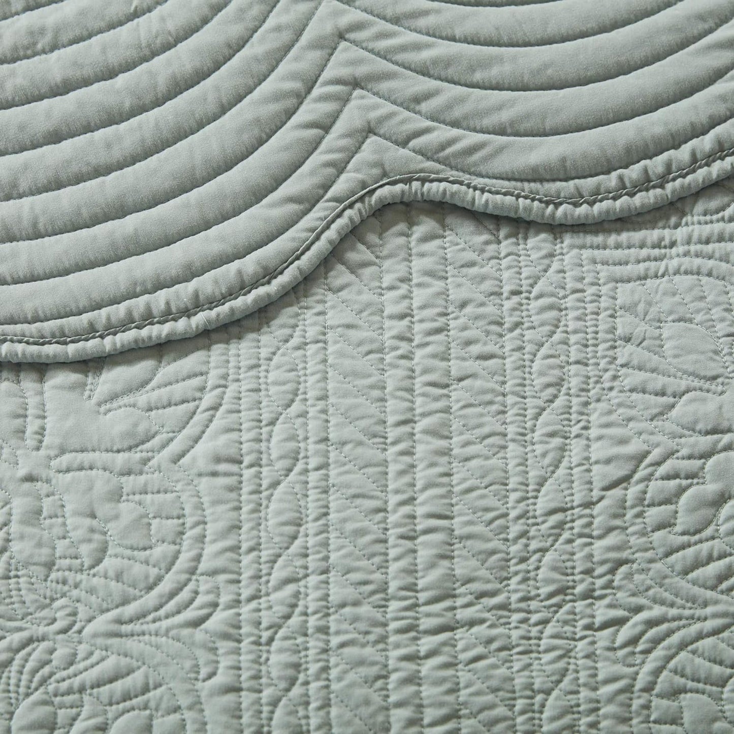Damask Medallion Stitching Tuscany Coverlet Set - Medallion Seafoam