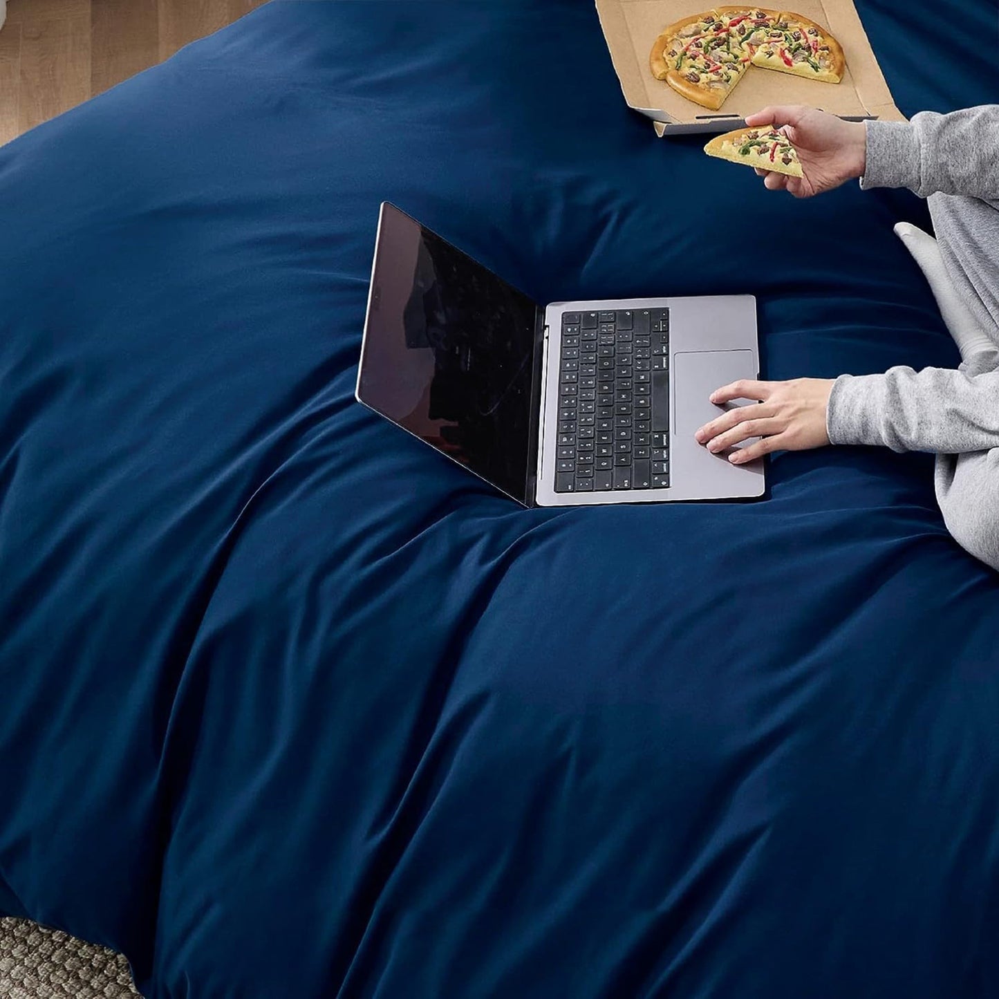 2000TC Ultra Soft Microfiber Zipper Closure Quilt Cover Set - Navy