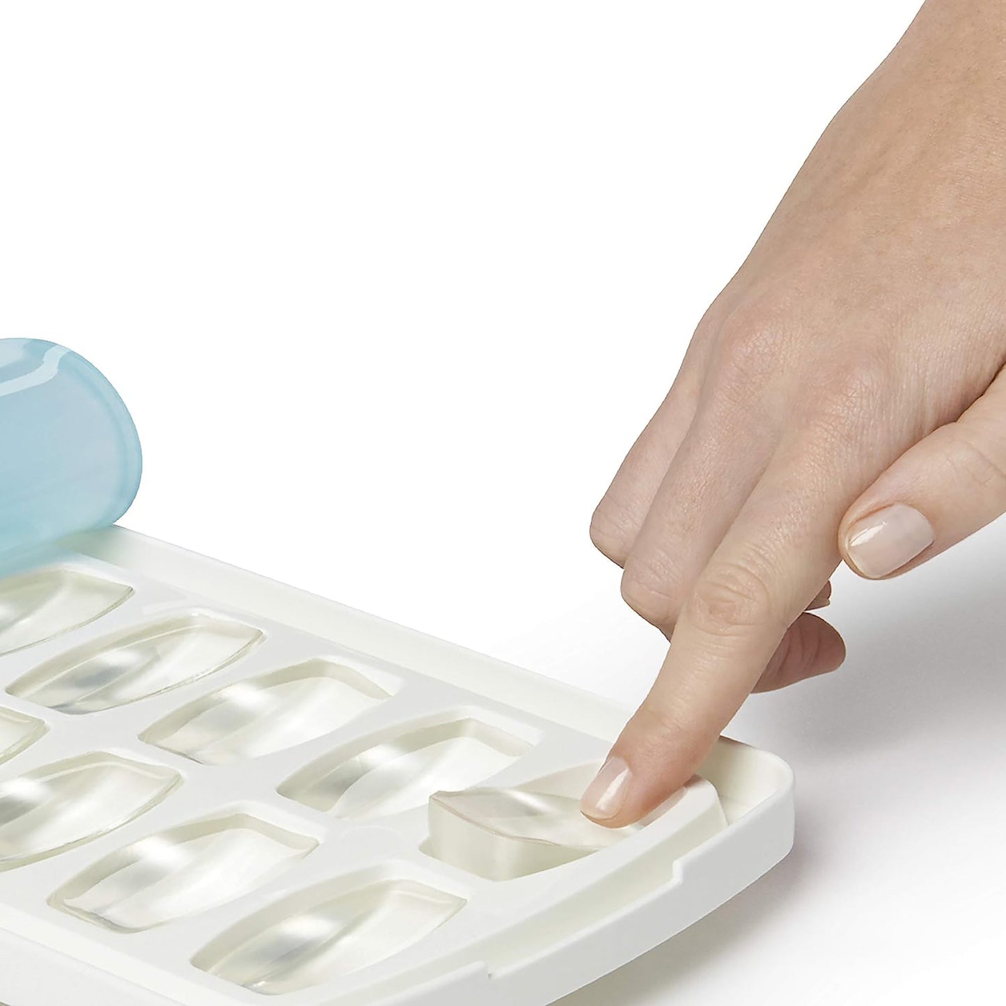 No Spill Plastic Ice Cube Tray with Silicone Secure Seal - White Blue