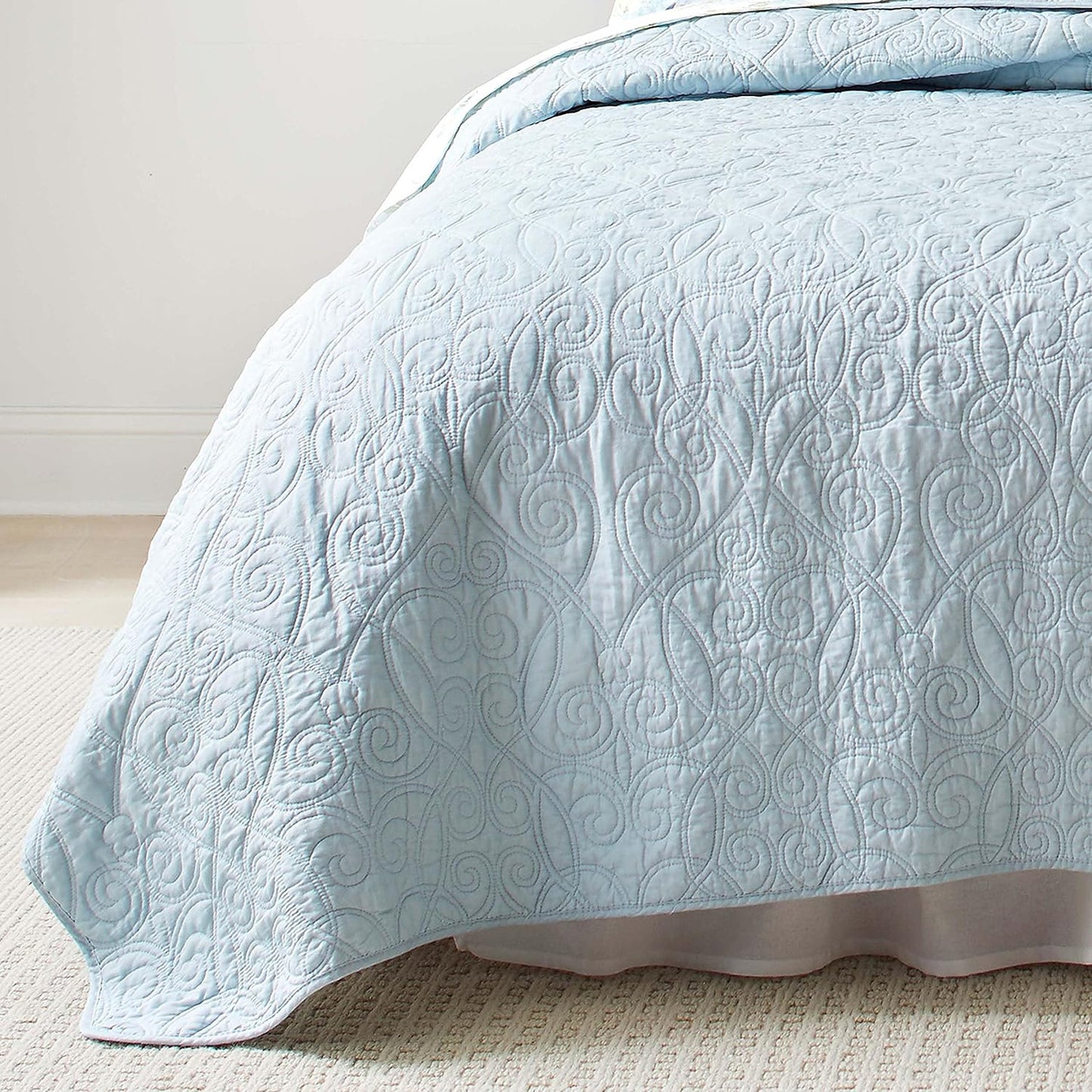 100% Cotton, Reversible All Season Bedding Quilt Set - Breeze Blue