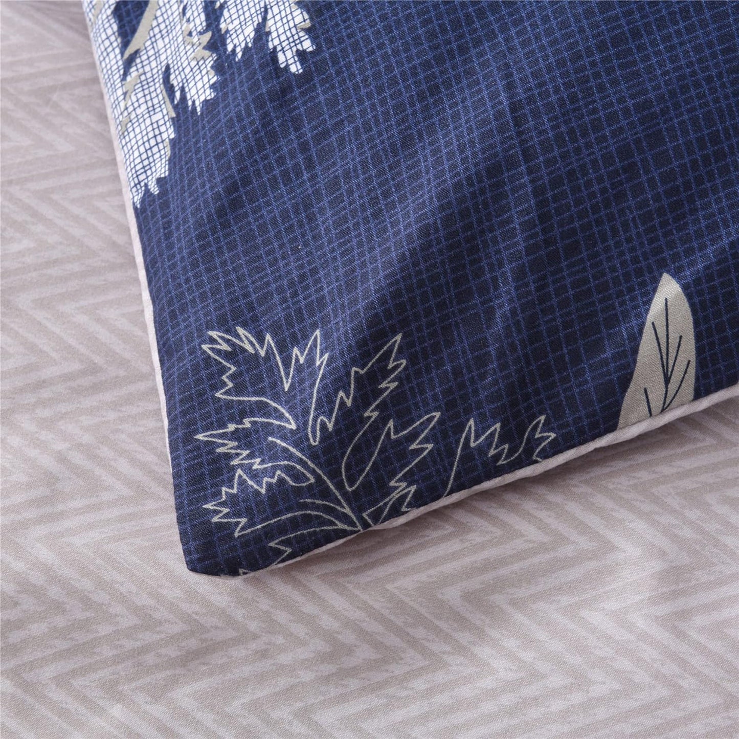 Soft Microfibre Bedding Quilt Cover Set - Navy Blue Floral