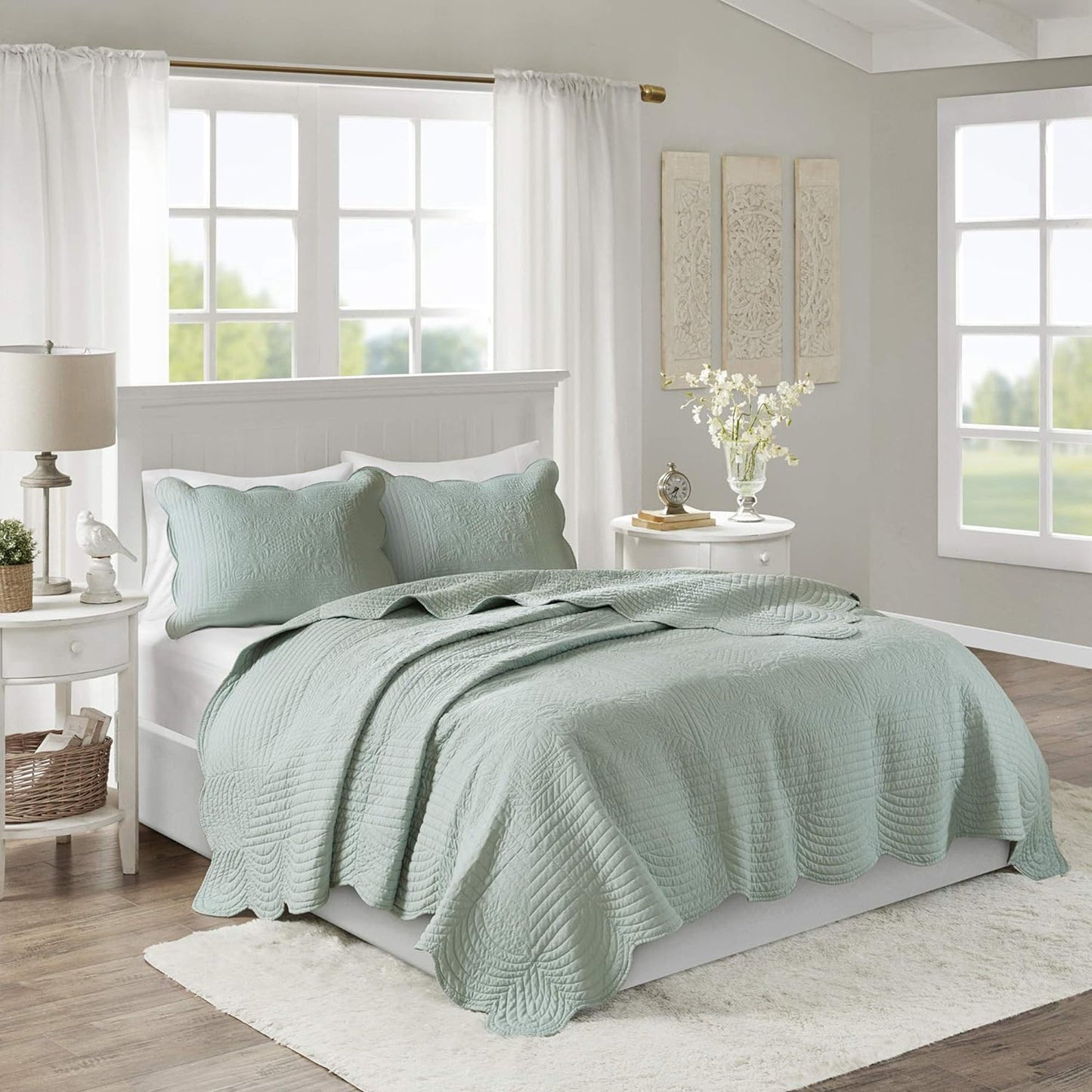 Damask Medallion Stitching Tuscany Coverlet Set - Medallion Seafoam