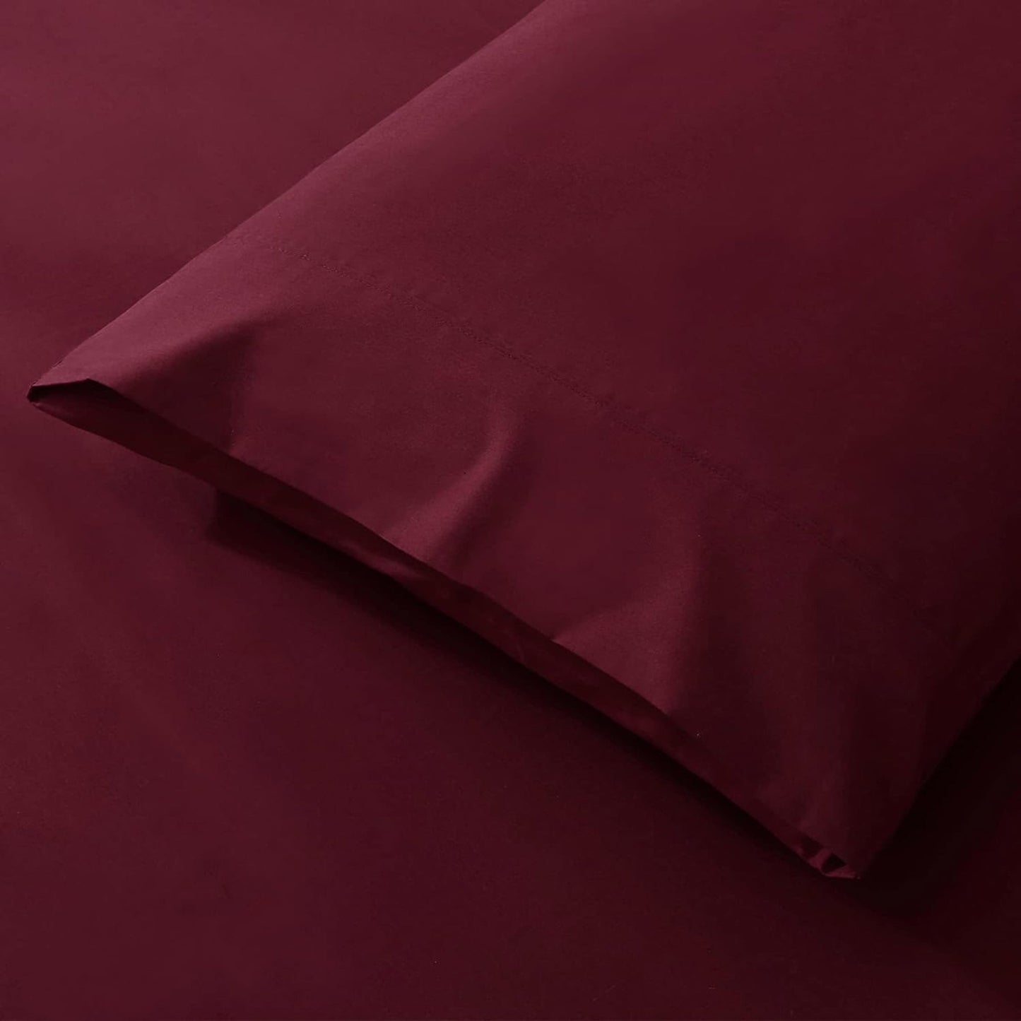 300 Thread Count Sheet Set 50% Cotton 50% Polyester Bed Sheet Set - Burgundy